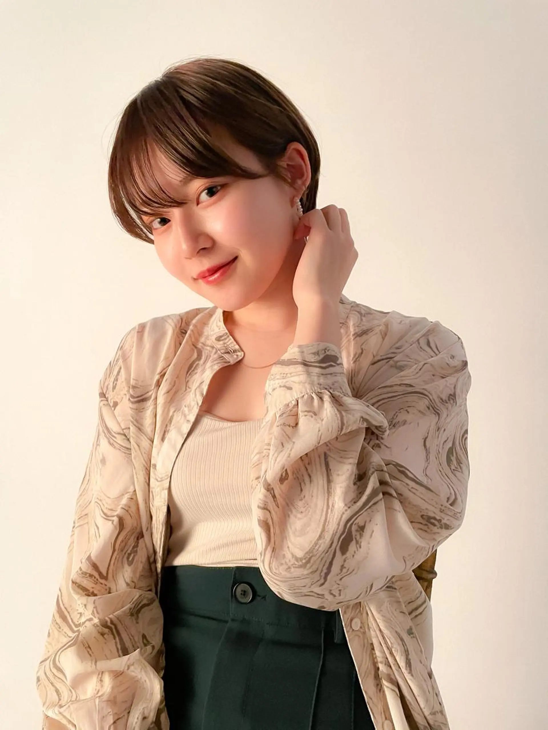 ショート カラー THE DAY所属・AKI HASHIMOTOのヘアスタイル