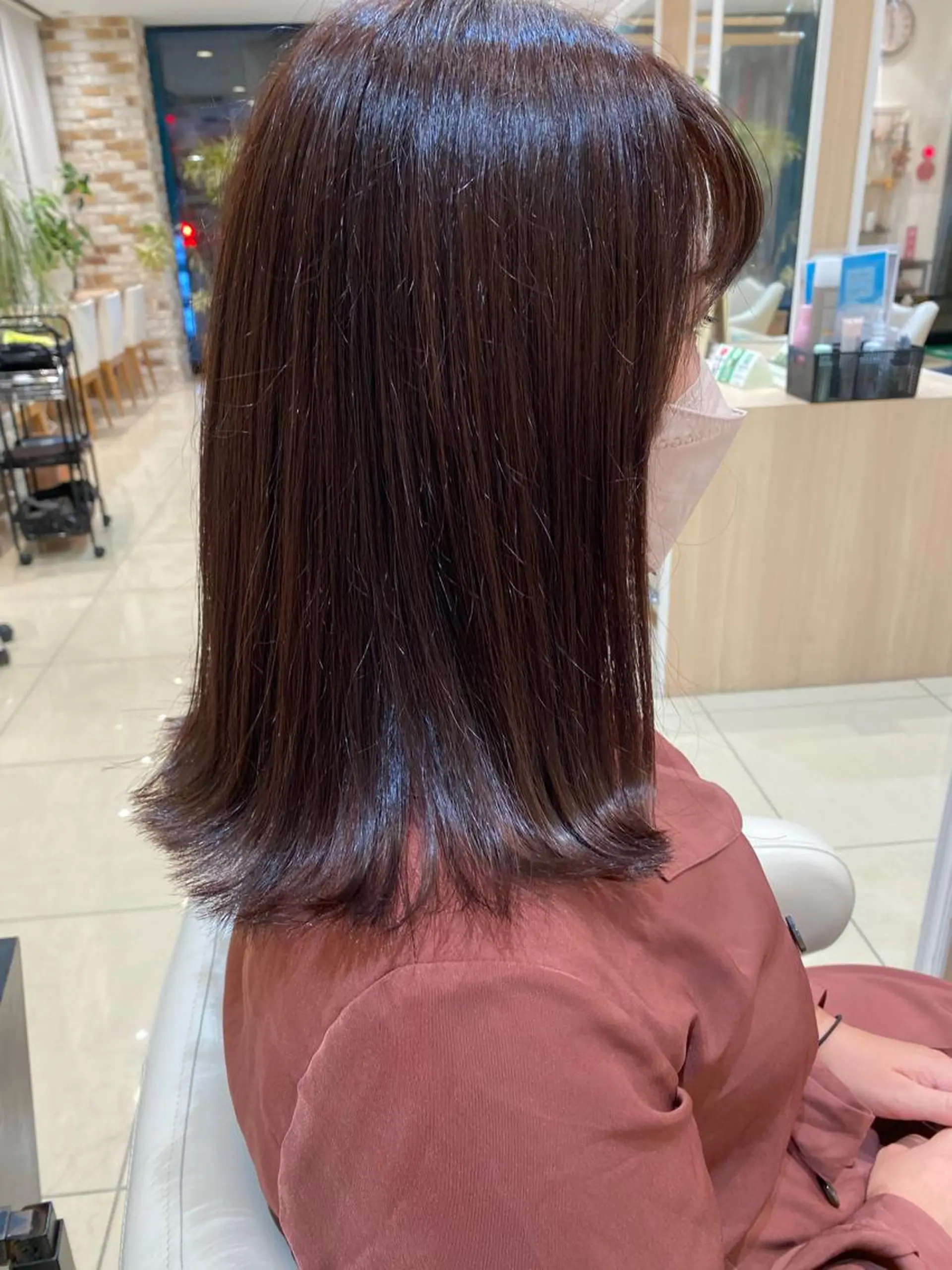 セミロング カラー 🩵波巻き／ツイスパ HARU💎のヘアスタイル