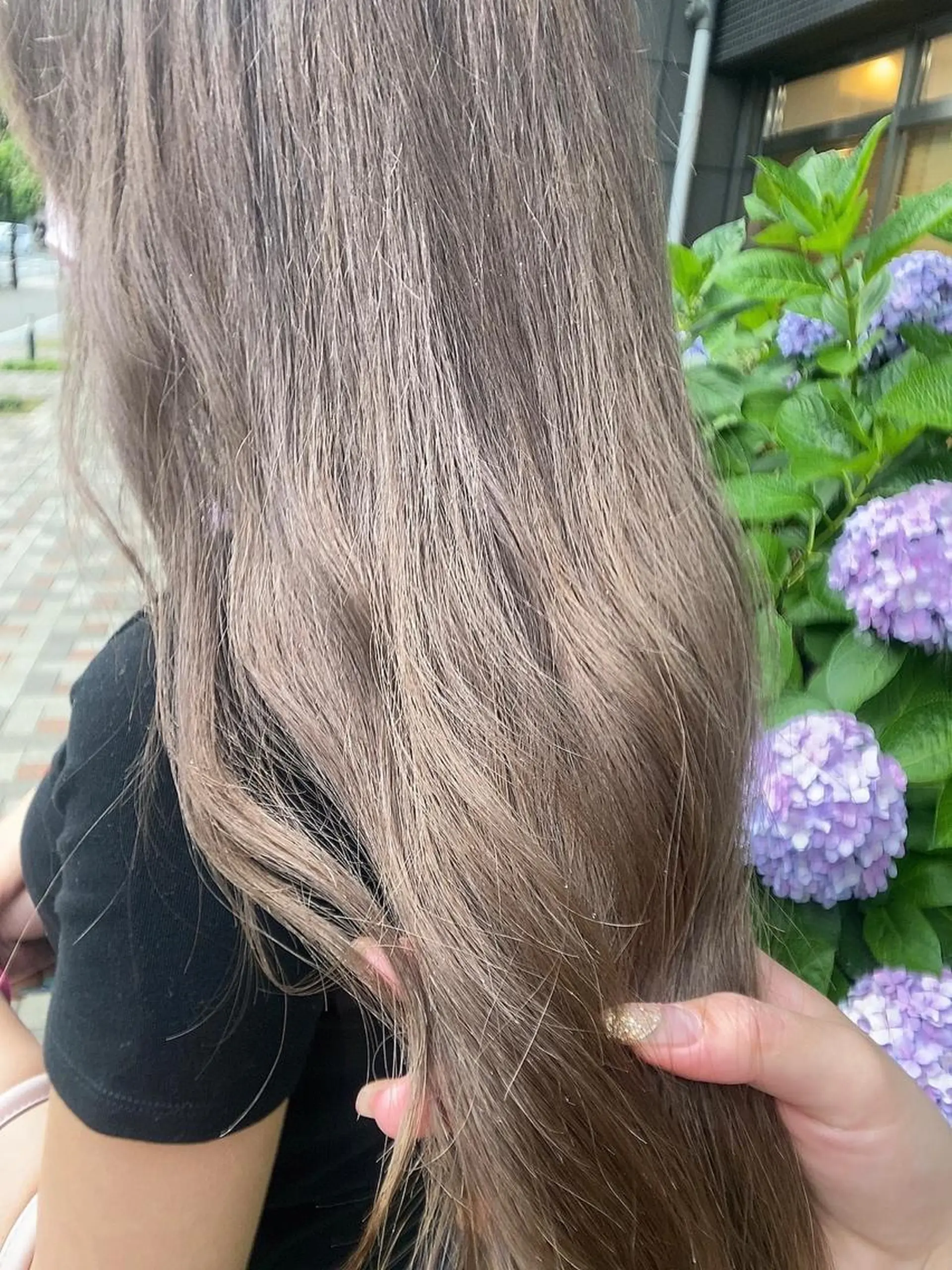 ロング カラー ヘアアレンジ ベージュカラー ブリーチ ラベンダーカラー ホワイトベージュ Cloe 梅田所属・🌼北口 絢🌼のヘアスタイル