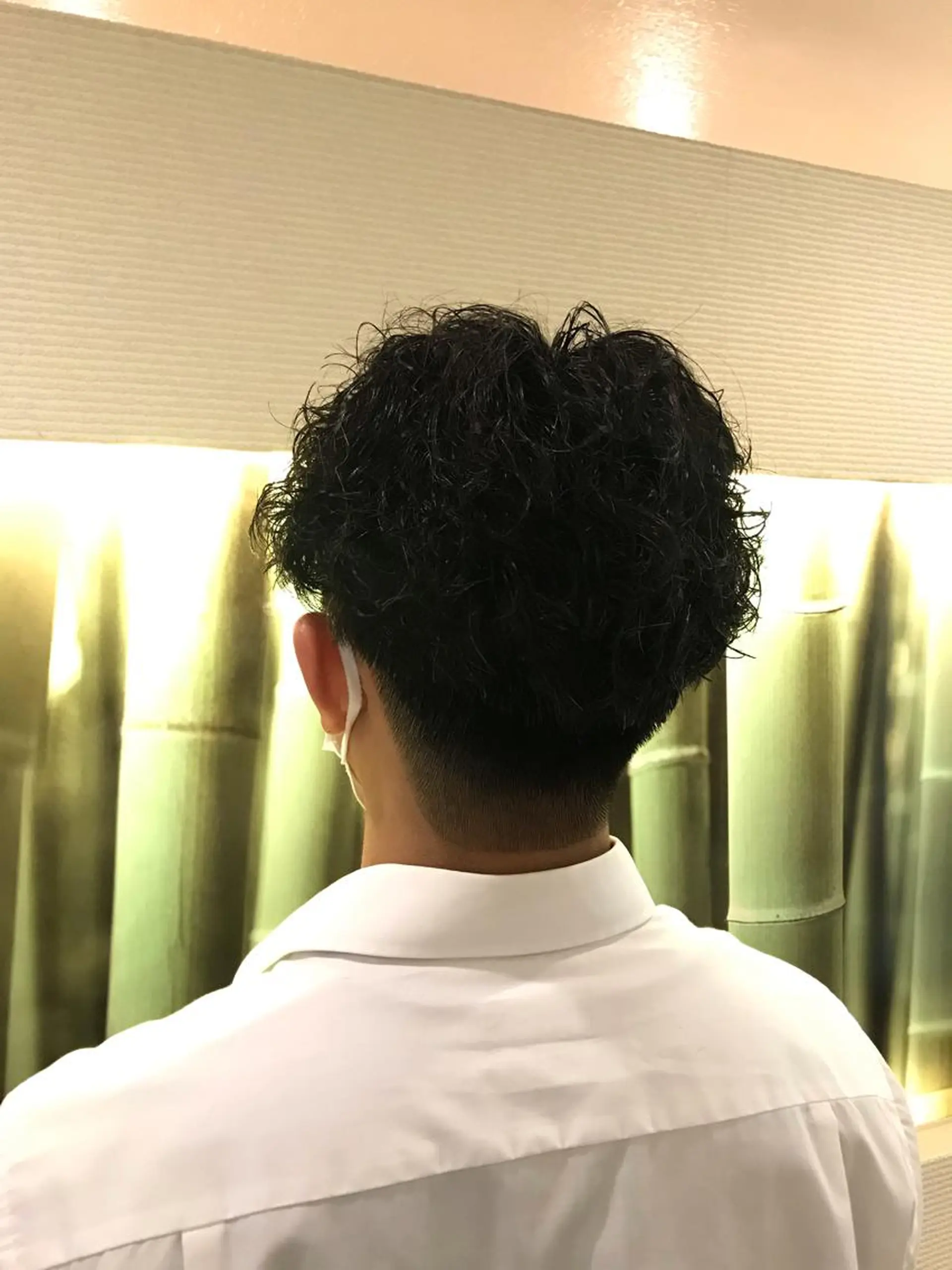 パーマ メンズ メンズパーマ ツイストスパイラルパーマ スパイラルパーマ チーフデザイナー 若林　麻衣のヘアスタイル