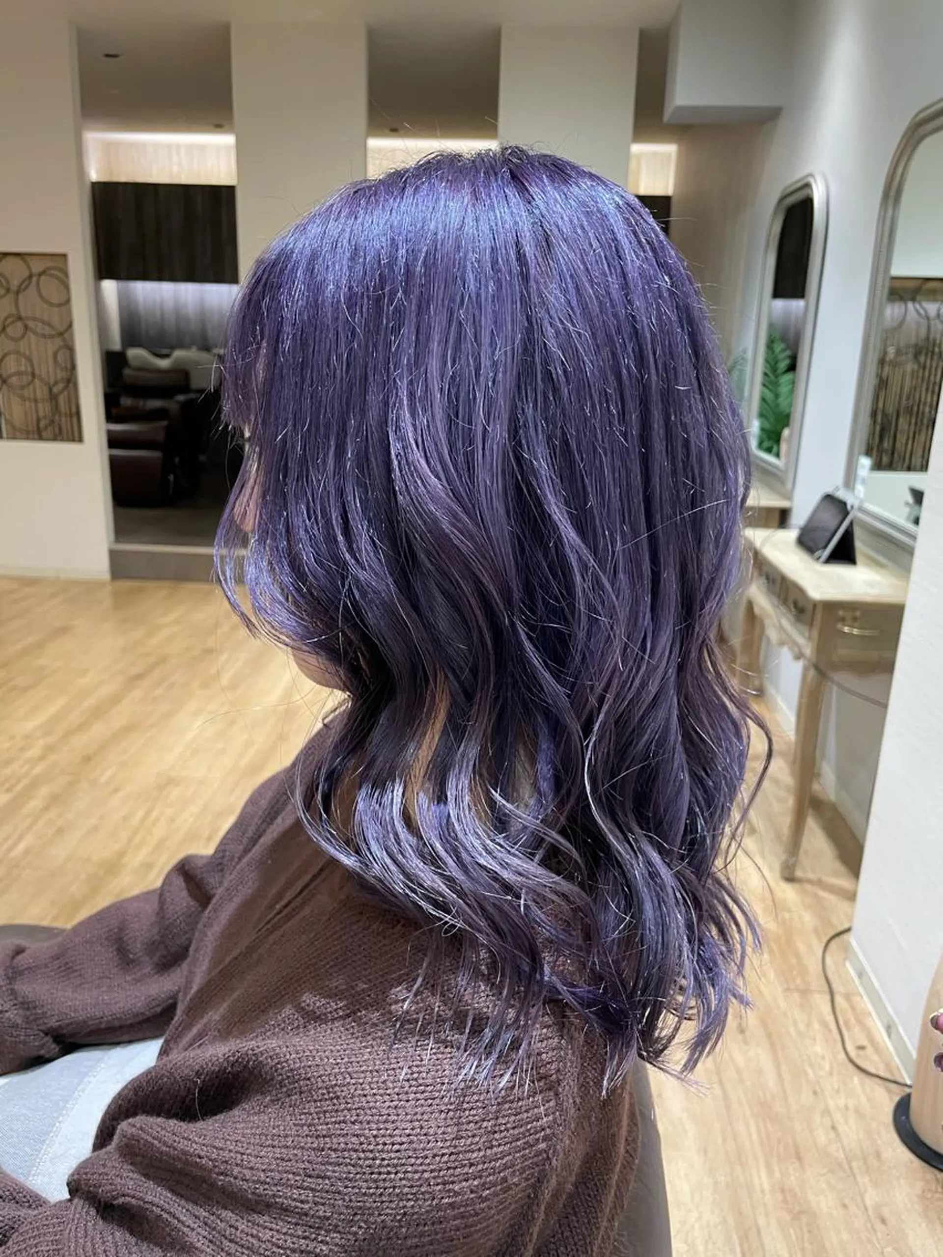 カラー ブリーチ ヘアカラー トリートメント 高嶋 憂蘭々のヘアスタイル