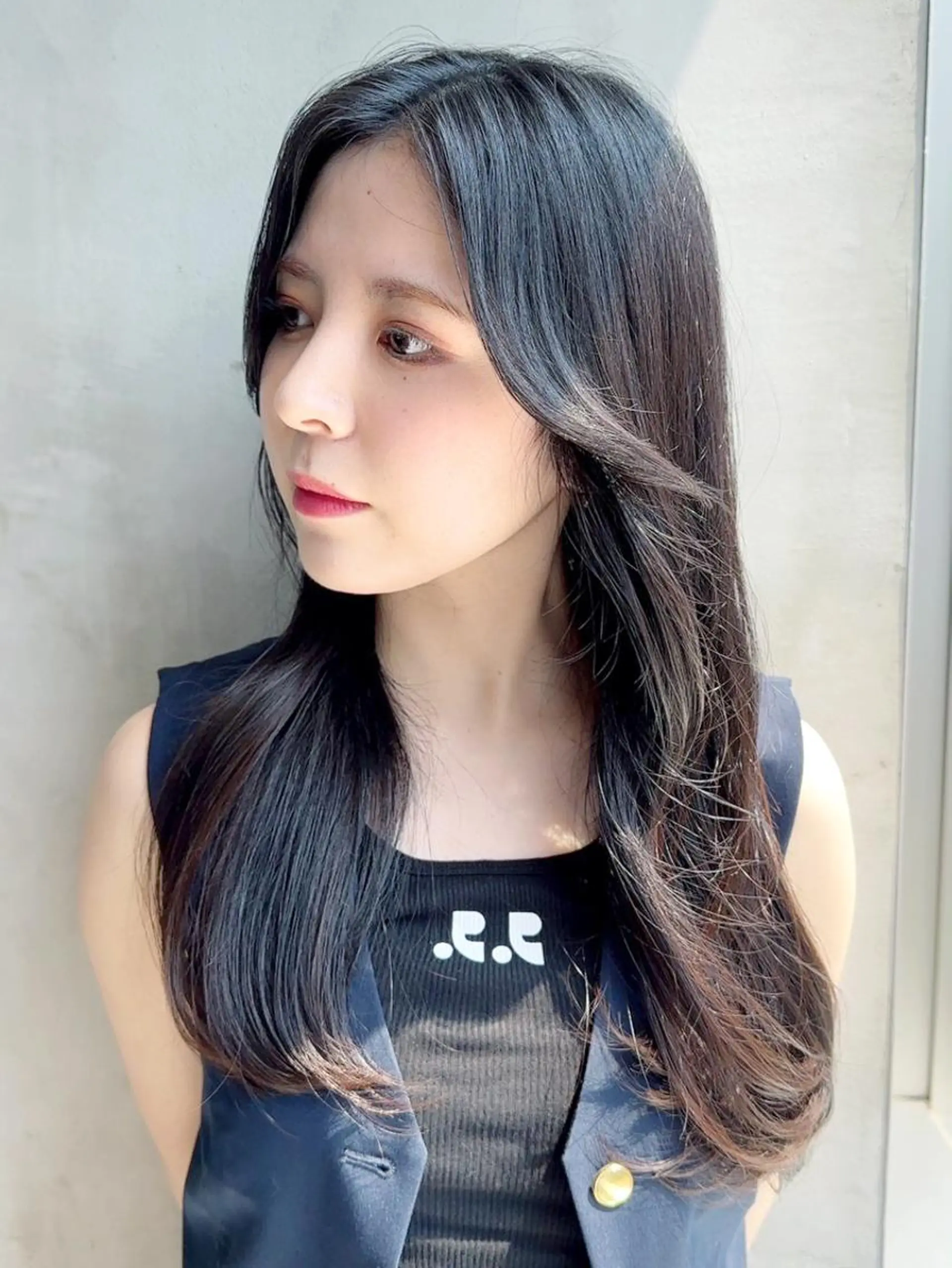 ミディアム カラー レイヤーカット カット ヘアカラー トリートメント ITbyALBUM 下北沢店のヘアスタイル