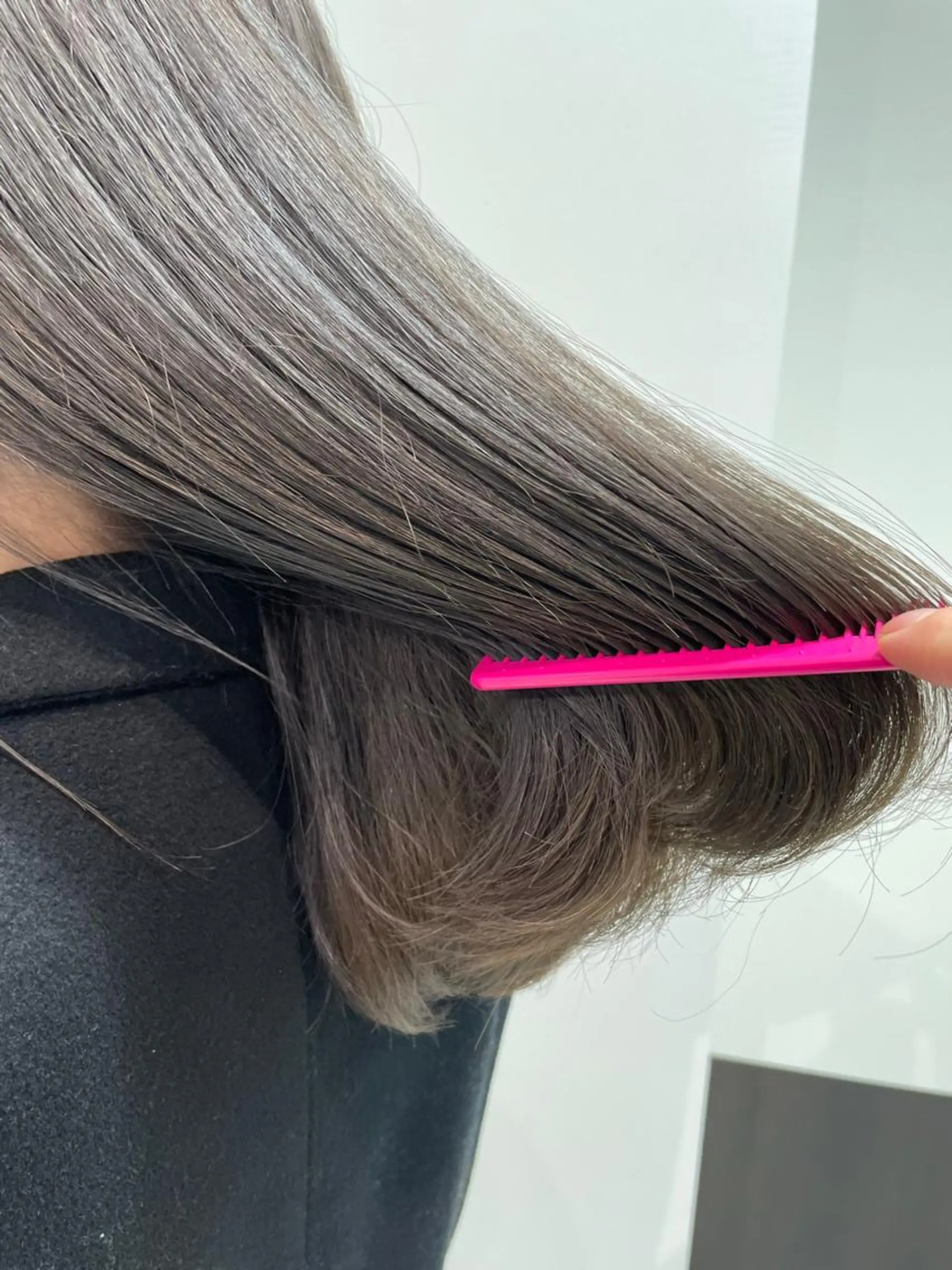 セミロング 坂本 理輝のヘアスタイル