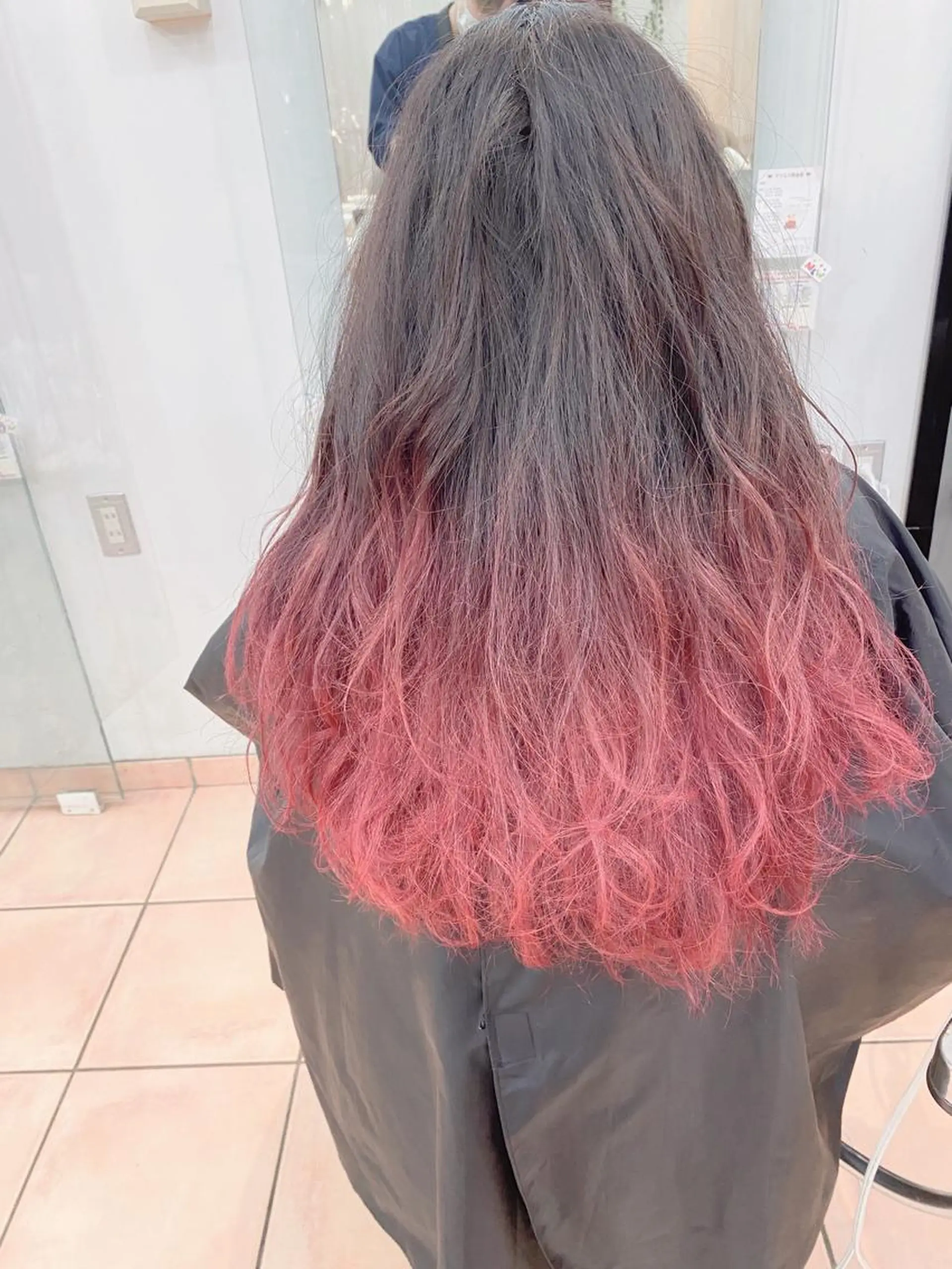 ロング ヘアカラー カラー特化 横川　翔希のヘアスタイル