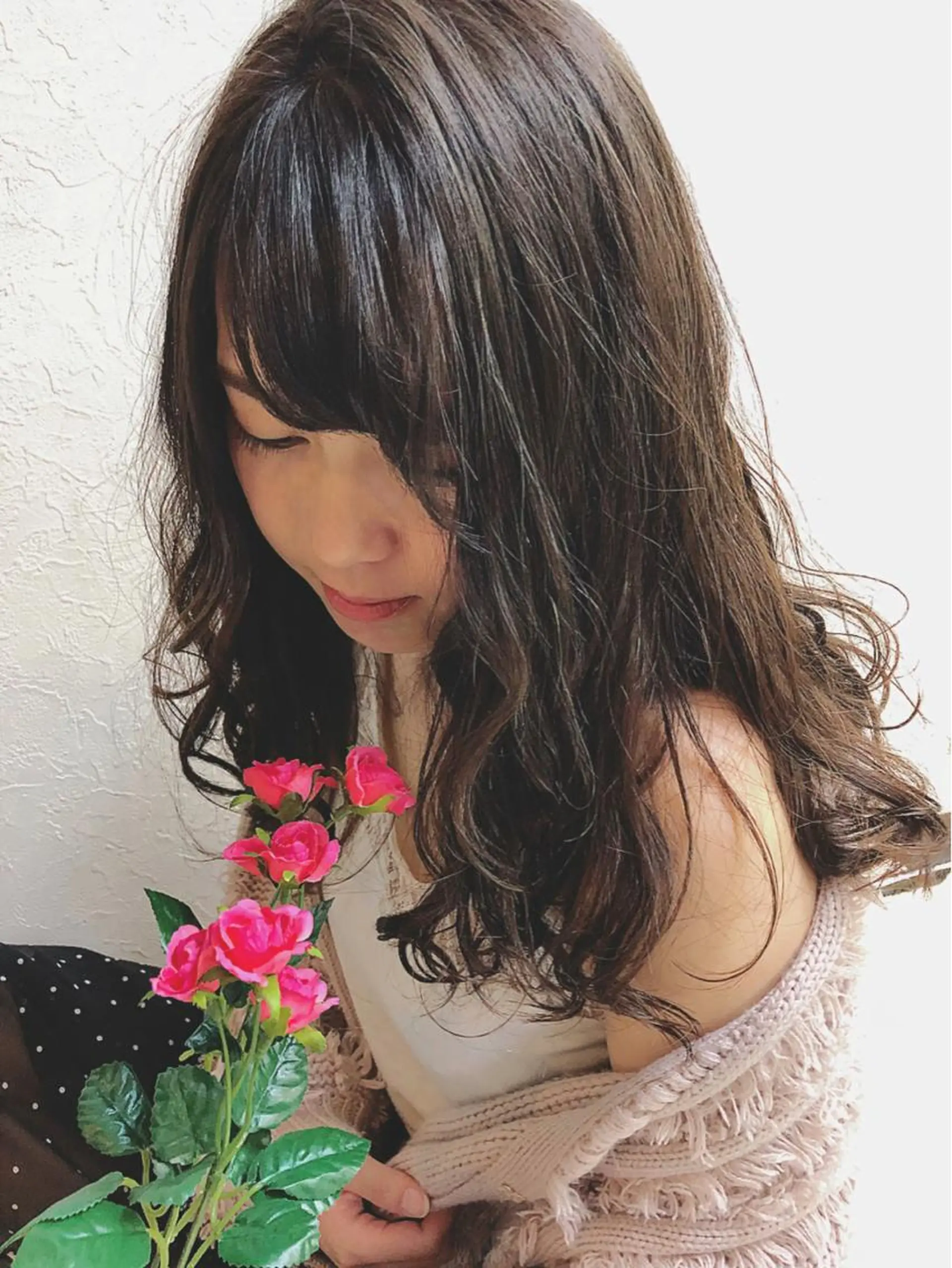 セミロング カラー パーマ ヘアアレンジ アッシュ ハイライトカラー ハイライト moku所属・【mokuオーナー】 すずきちはるのヘアスタイル