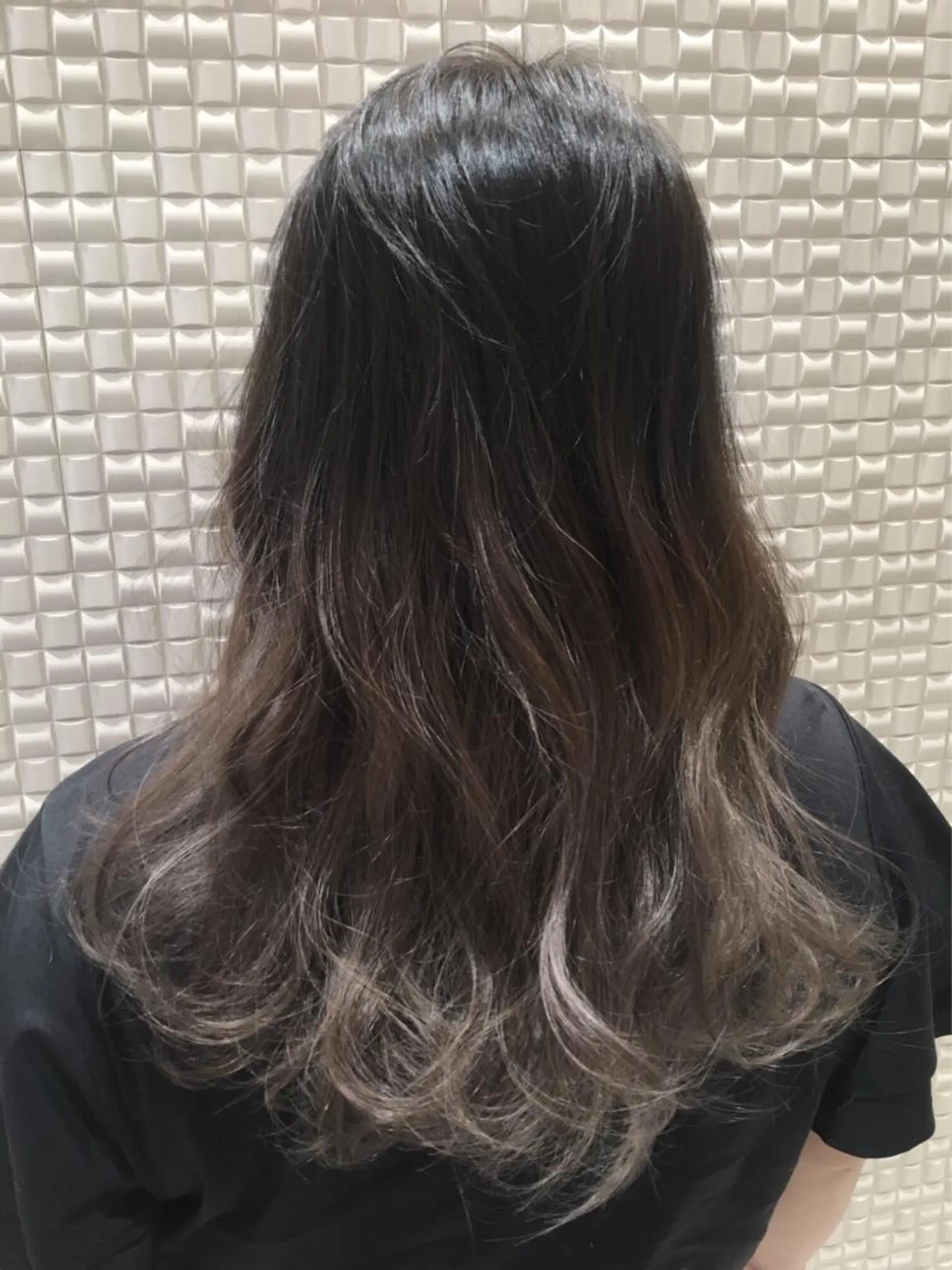 カラー ブリーチ グラデーションカラー カット ヘアカラー トリートメント scene.池袋所属・scene. haraのヘアスタイル