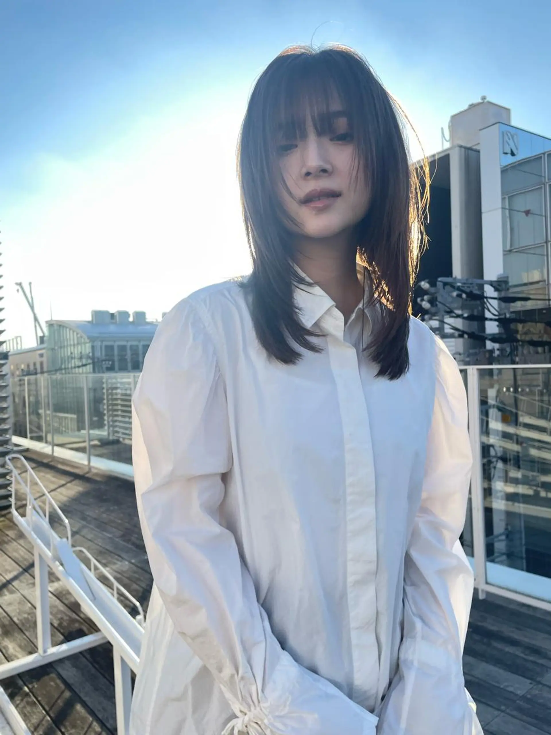 ミディアム レイヤーカット KURO/ズボラでも できる韓国ヘアのヘアスタイル