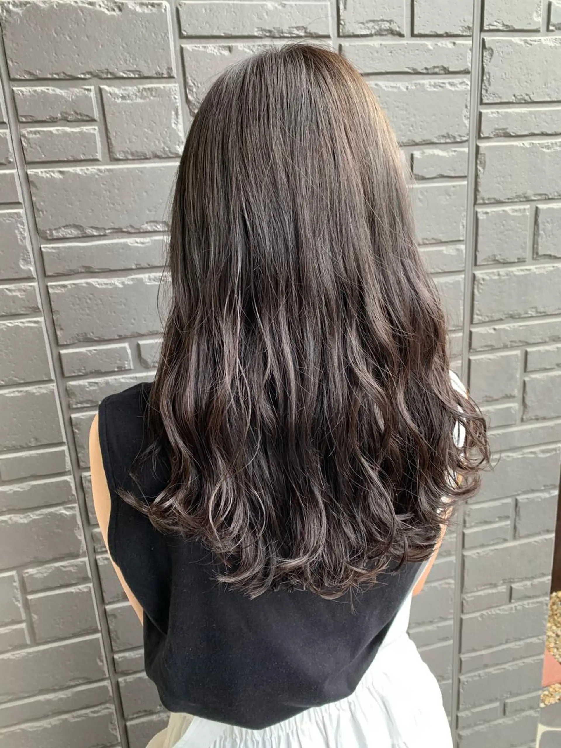 ロング カラー 透明感カラー グレージュ カット 髙橋 怜司のヘアスタイル