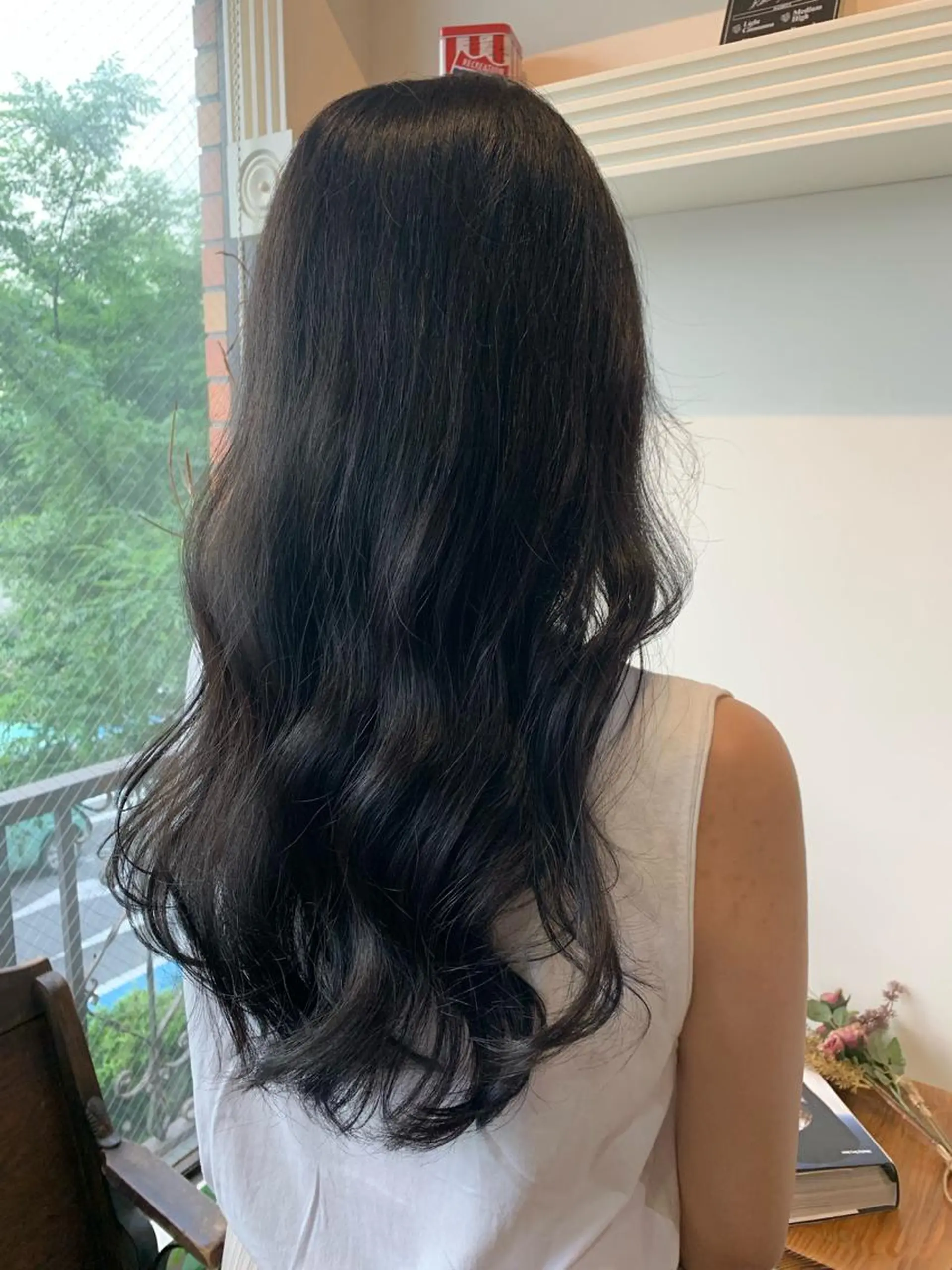 ロング ヘアカラー トリートメント ヘッドスパ ヘアセット 山口 竣也のヘアスタイル