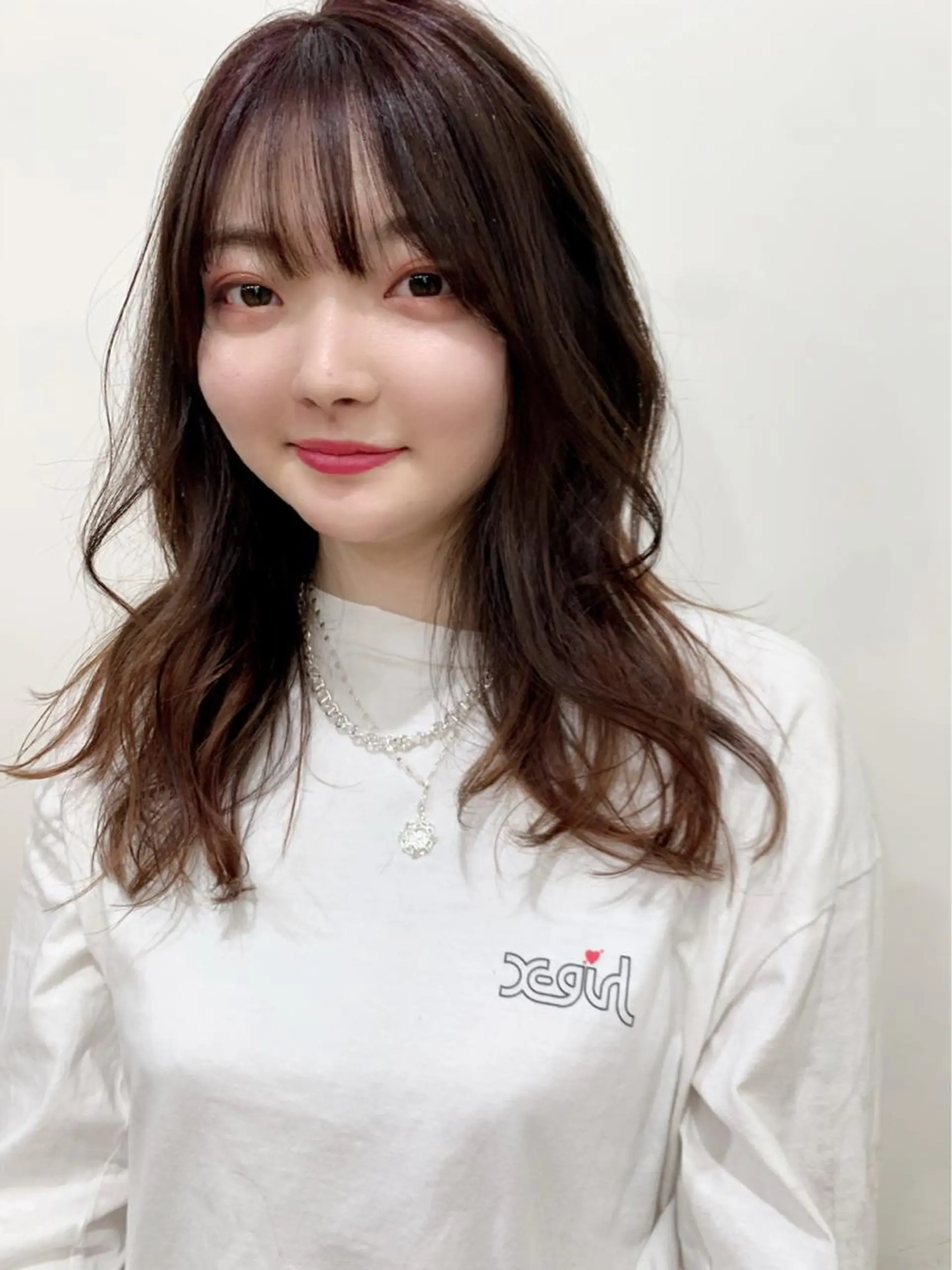ミディアム カラー ミディアムレイヤー 韓国風ヘア レイヤーカット シースルーバング カット ヘッドスパ 韓国ヘア/前髪カット 廣瀬隆志のヘアスタイル