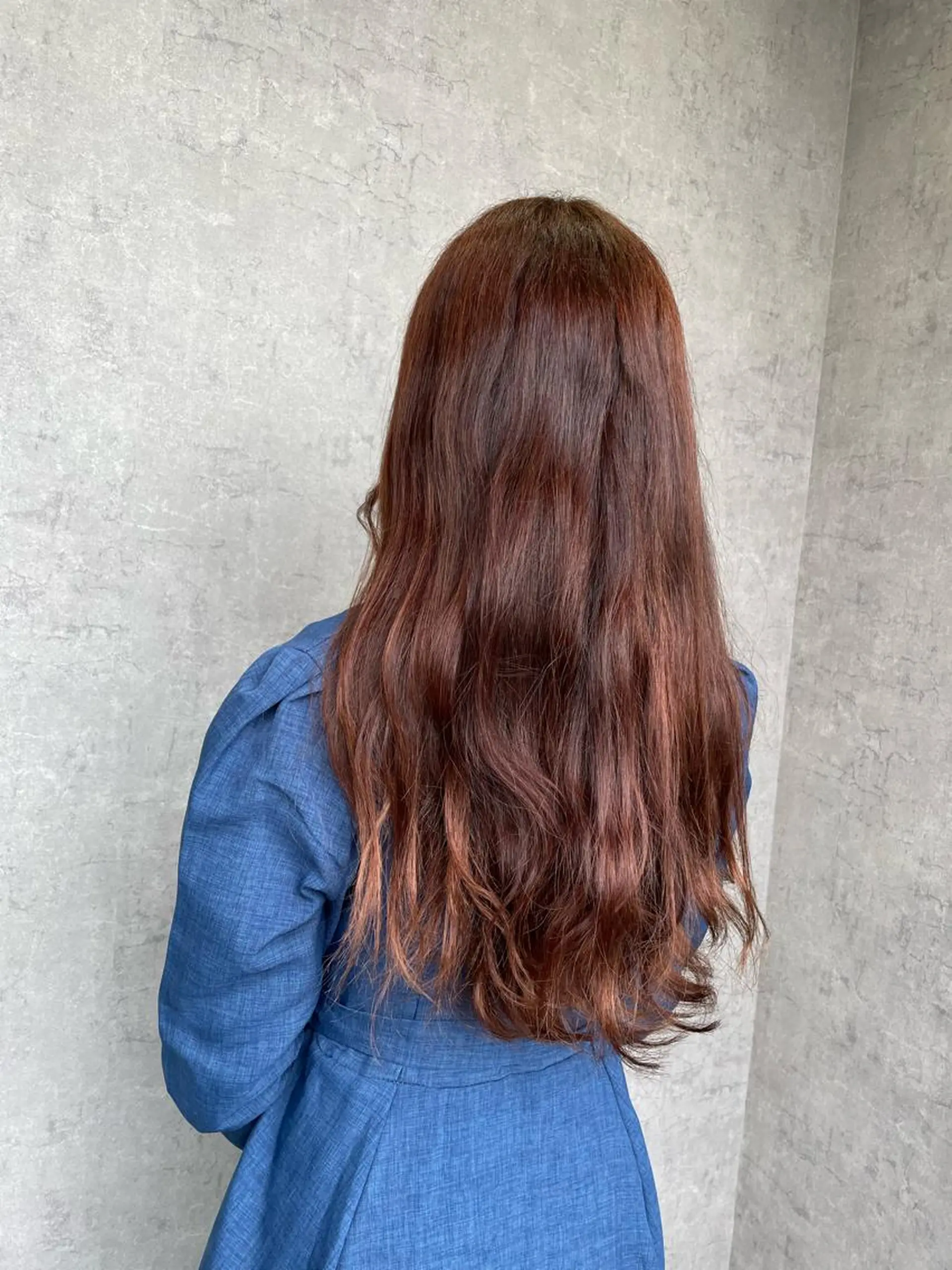 ロング オレンジブラウン 丸山 雷世のヘアスタイル