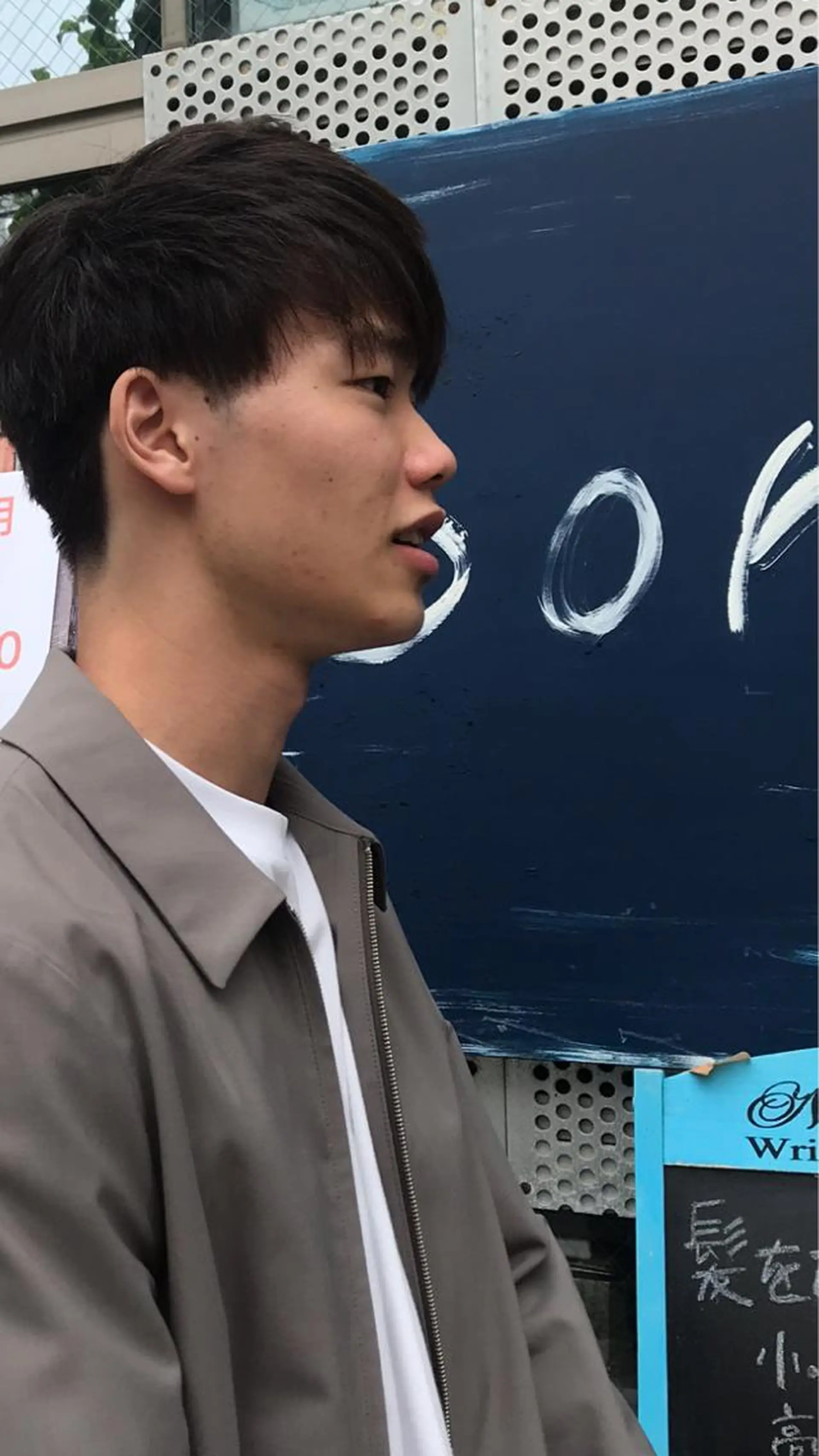 ショート カラー メンズ ツーブロック アッシュ sora所属・廣瀬 瞳のヘアスタイル