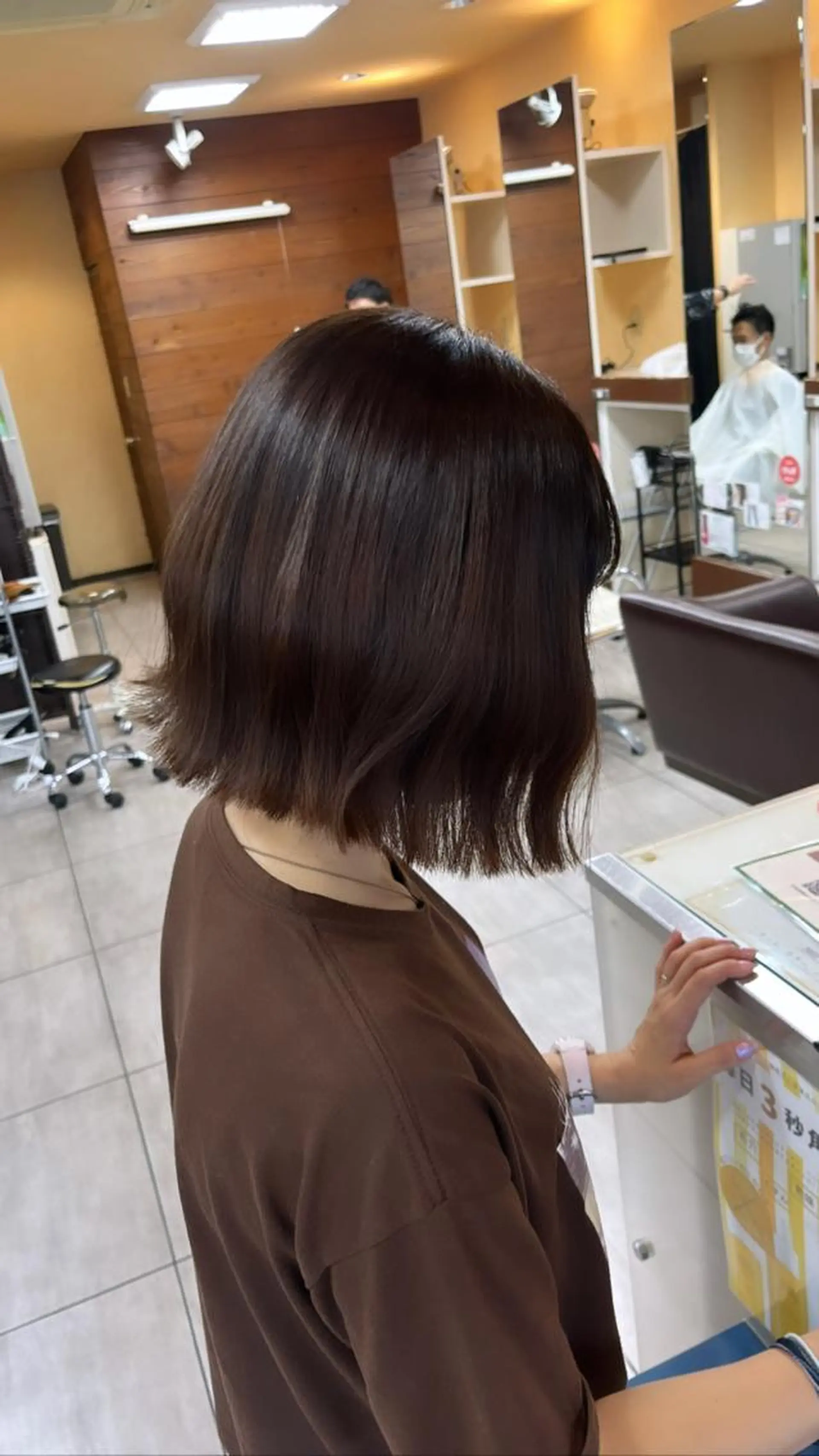 ショート カラー ヘアアレンジ カット ヘアカラー トリートメント インナー×縮毛矯正 ピンクカラー澤井里菜のヘアスタイル