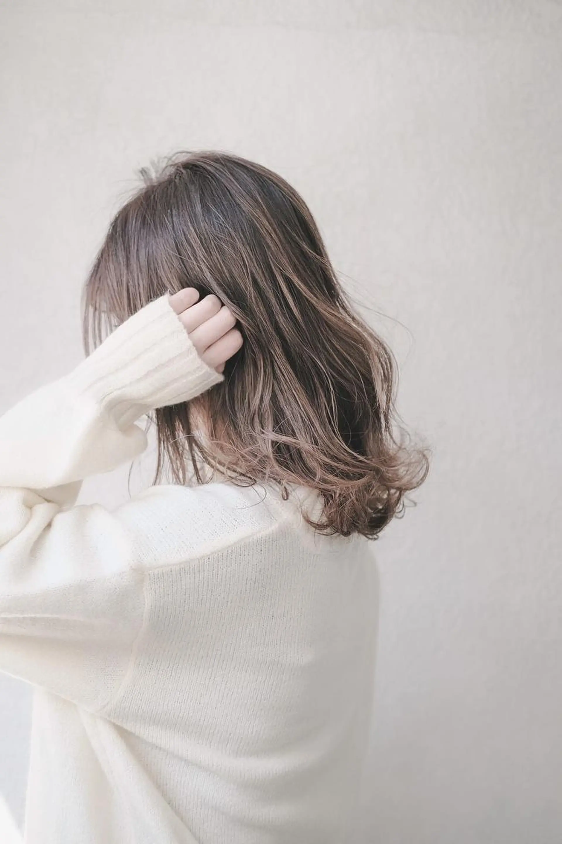 ミディアム カラー beauty: beast 大町店のヘアスタイル