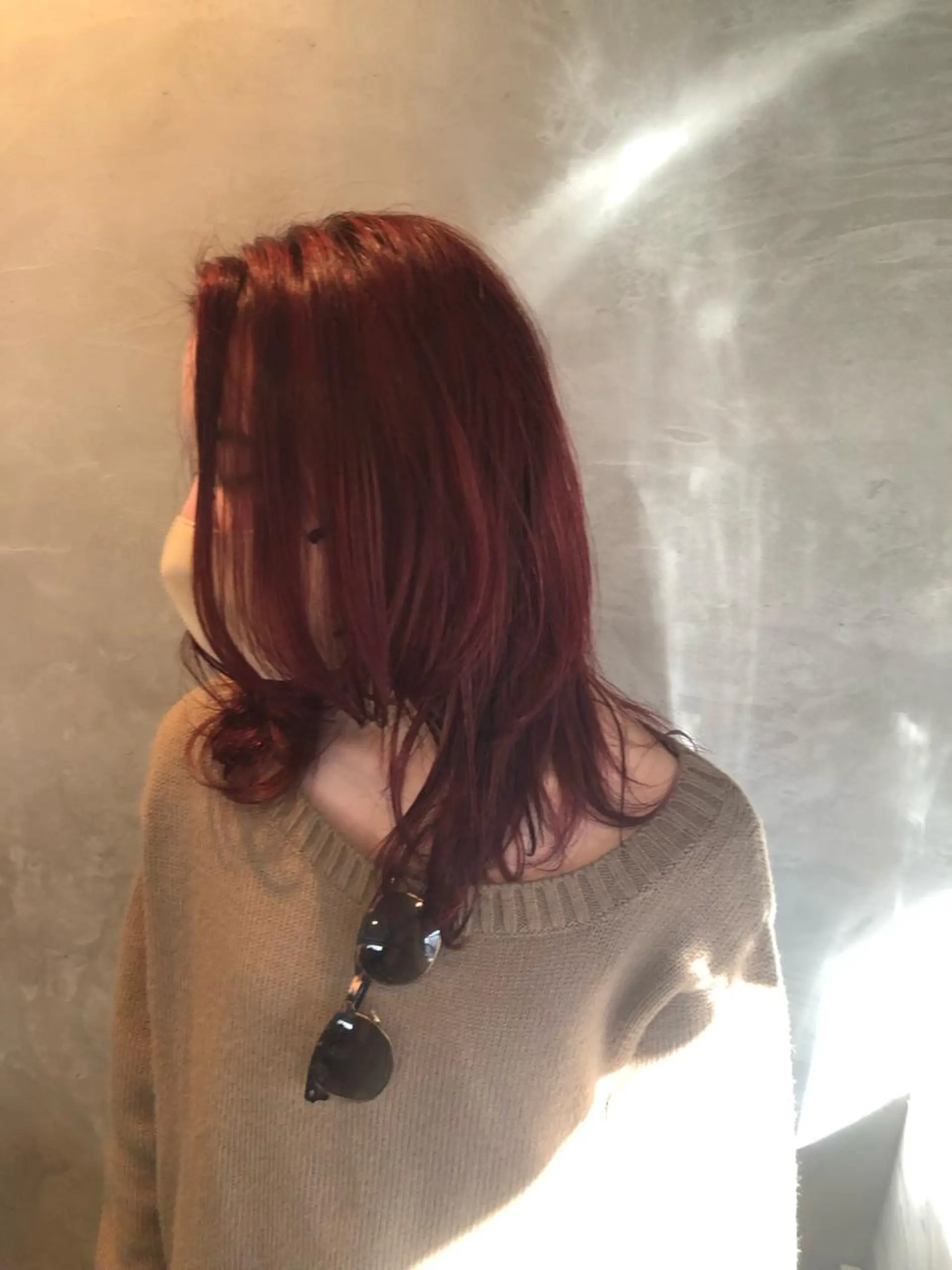 ミディアム カラー ブリーチ レッドカラー ヘアカラー 透け感カラー🫧 加納トモヒロのヘアスタイル