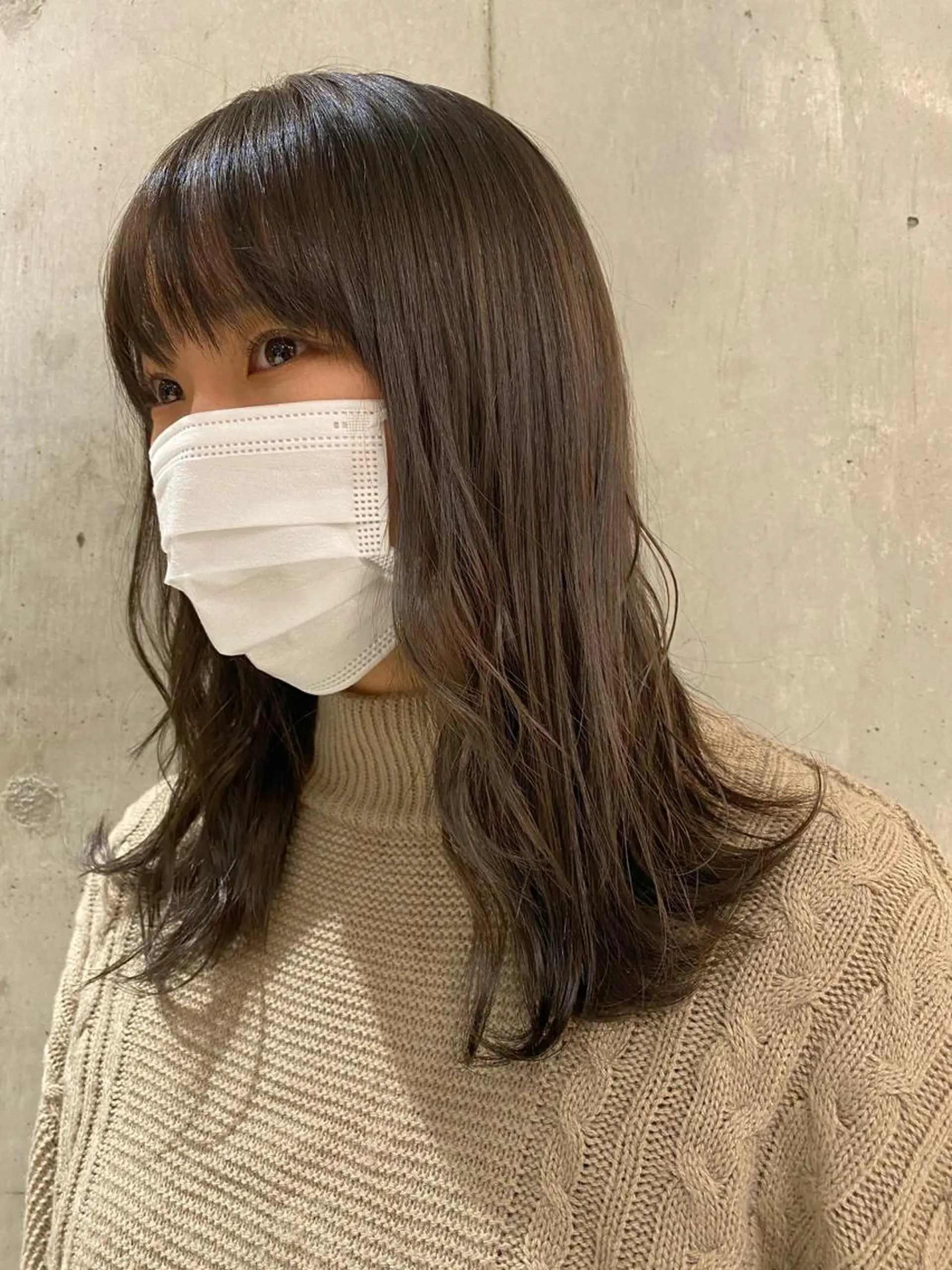 セミロング カラー ベージュカラー ブリーチ ブリーチなしカラー ヘアカラー 透明感カラー 🩰asumiのヘアスタイル