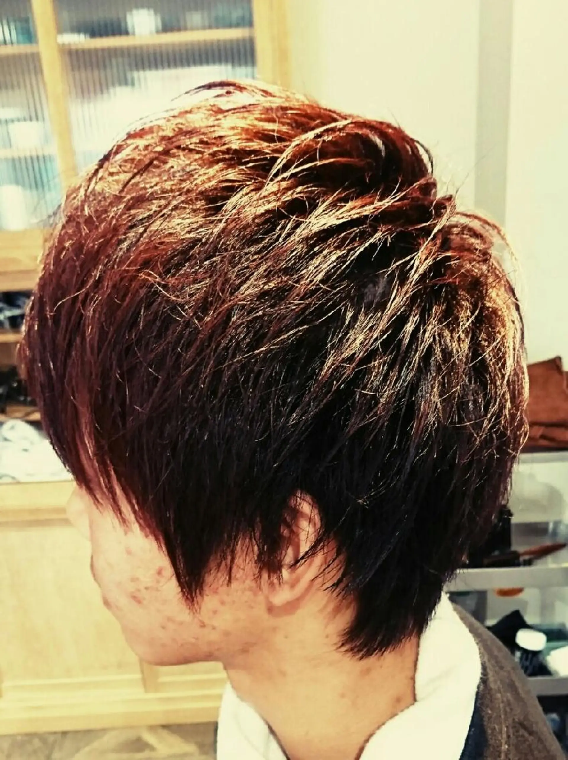 メンズ ショート カラー レッドカラー バイオレットカラー 川端 智治のヘアスタイル