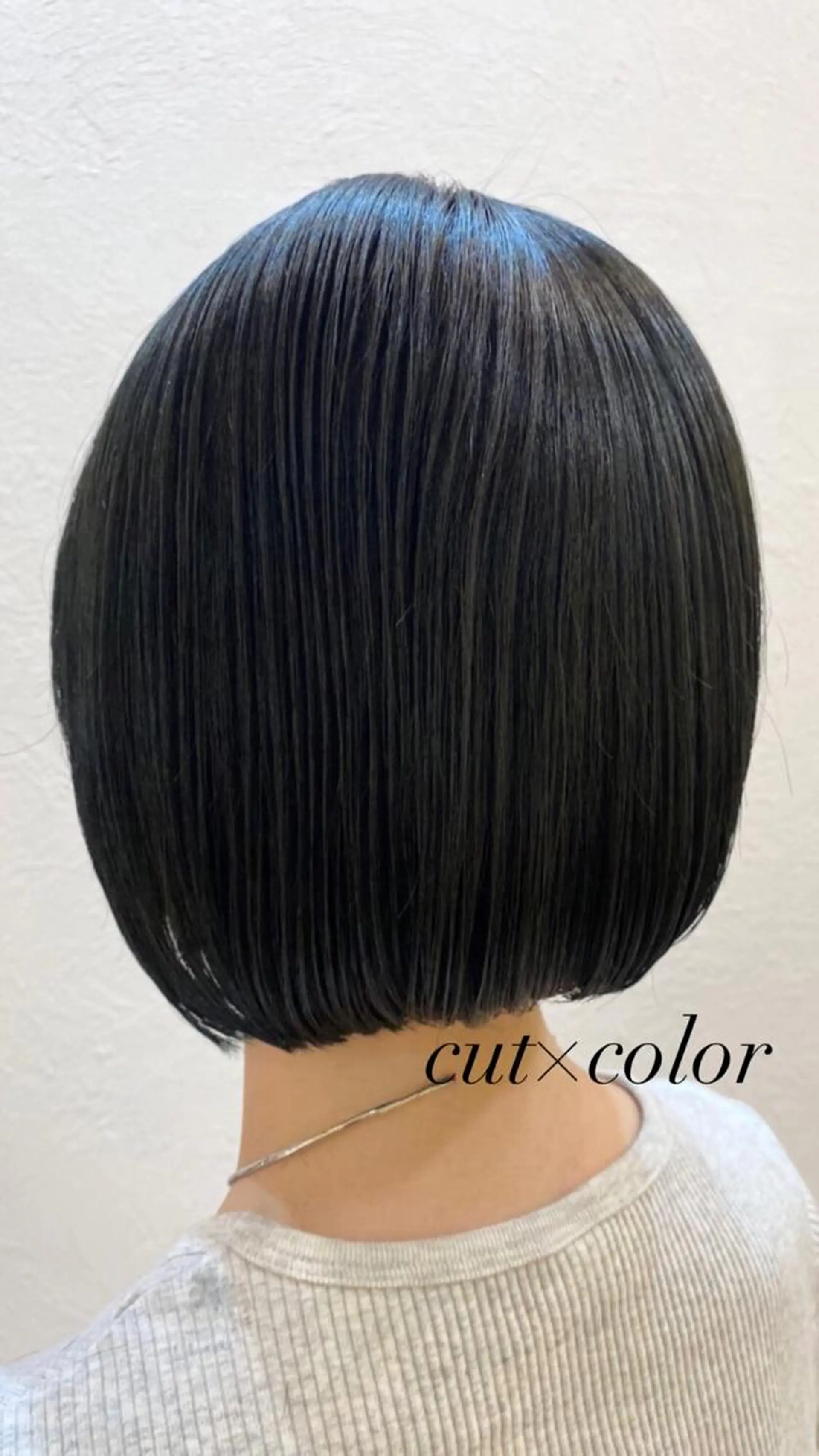 ショート カラー 艶質改善/縮毛矯正 ササキナツミのヘアスタイル