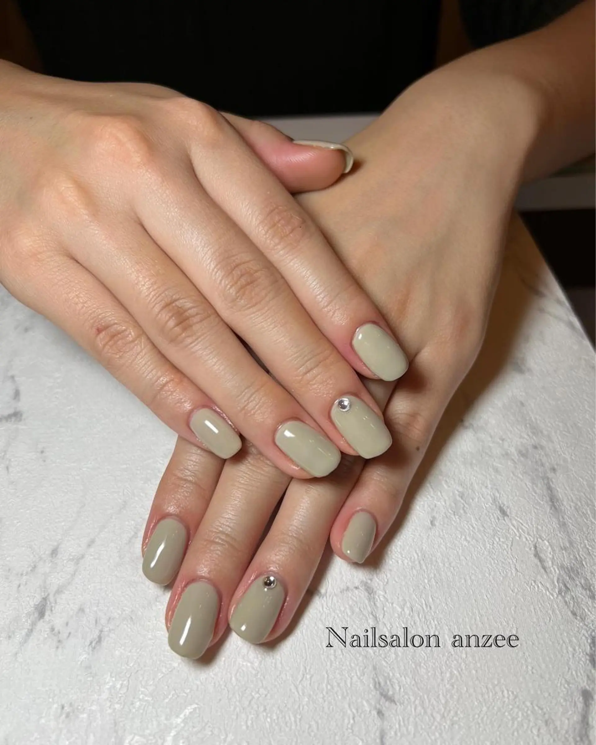 ミディアム ネイル sp anzeeのネイルデザイン
