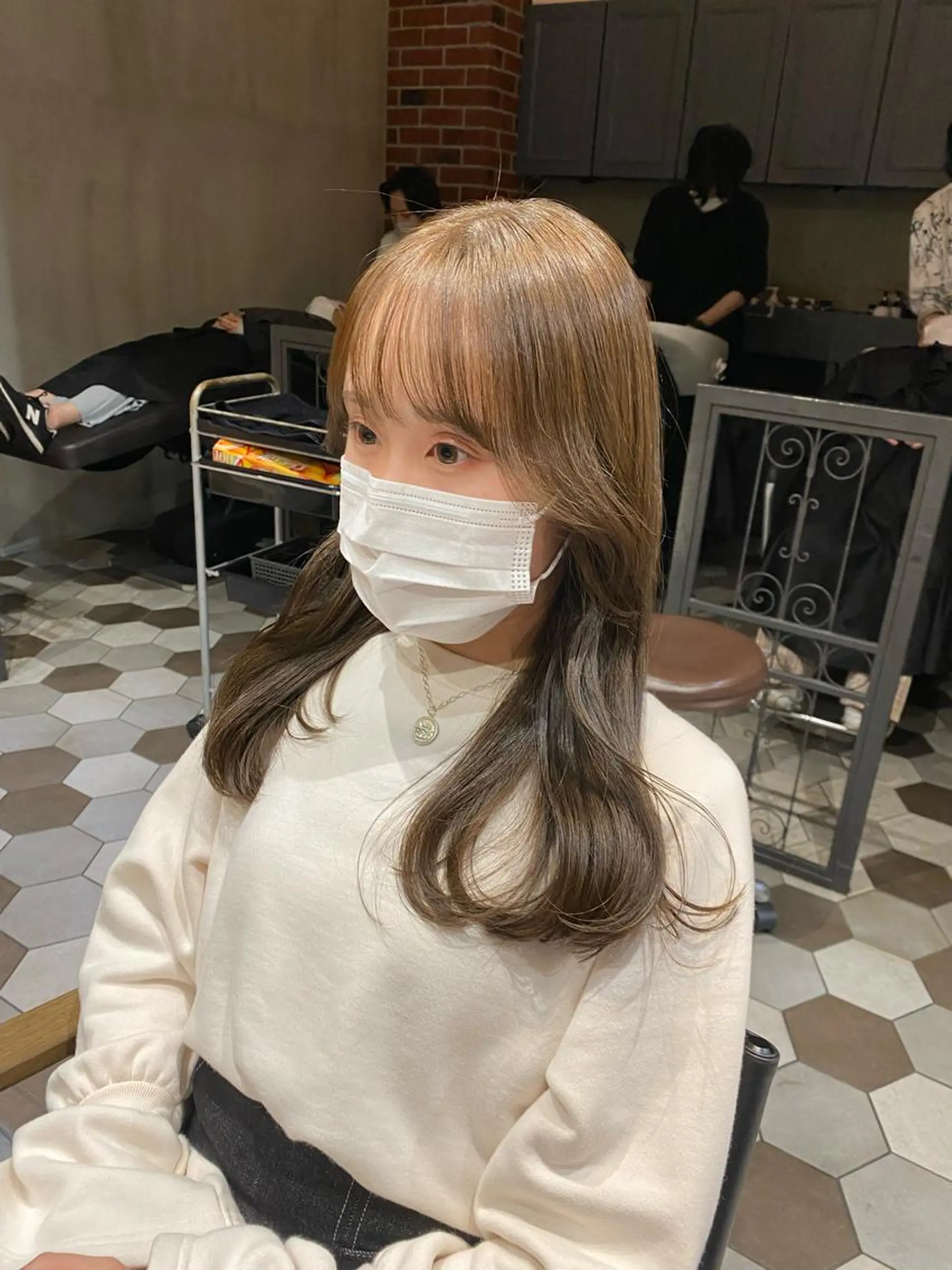ロング ヘアカラー トリートメント 髪質改善韓国レイヤー SHIORI🦋のヘアスタイル
