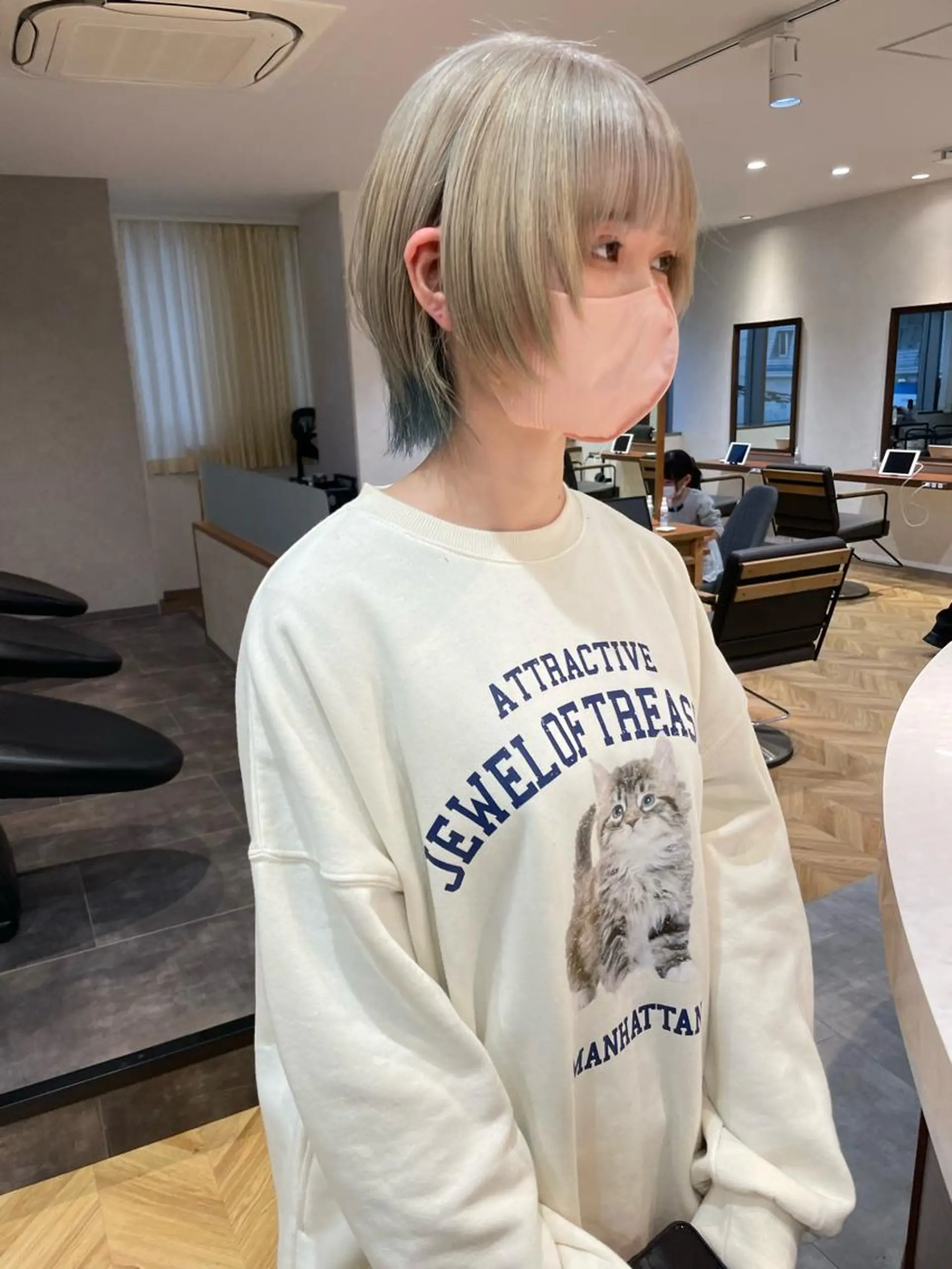 ショート ViVIE所属・VIVIE天神 ブリーチのヘアスタイル
