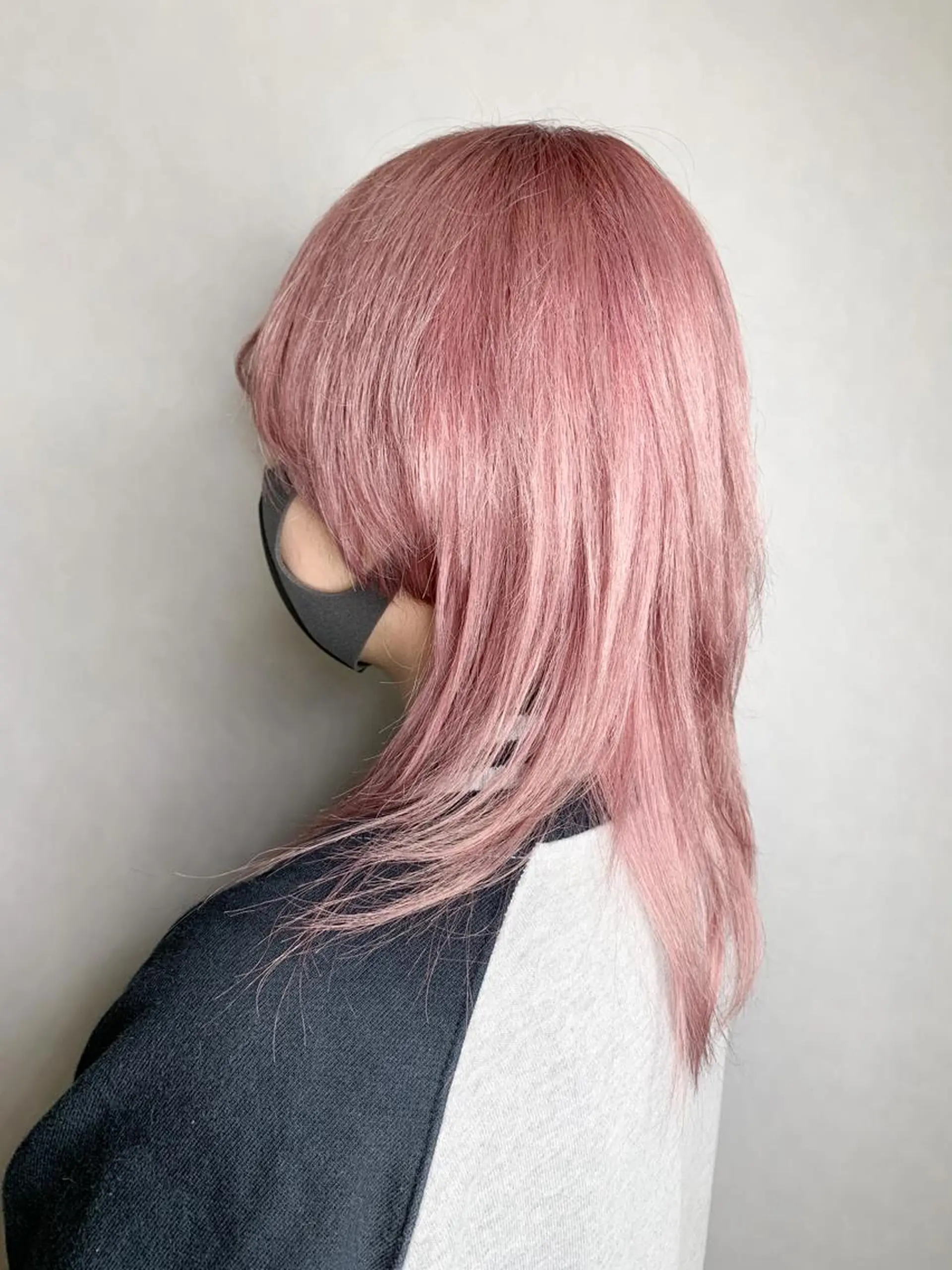 ミディアム カラー ピンクカラー ホワイトピンク ヘアカラー 🌈 DAIKI 🌈のヘアスタイル