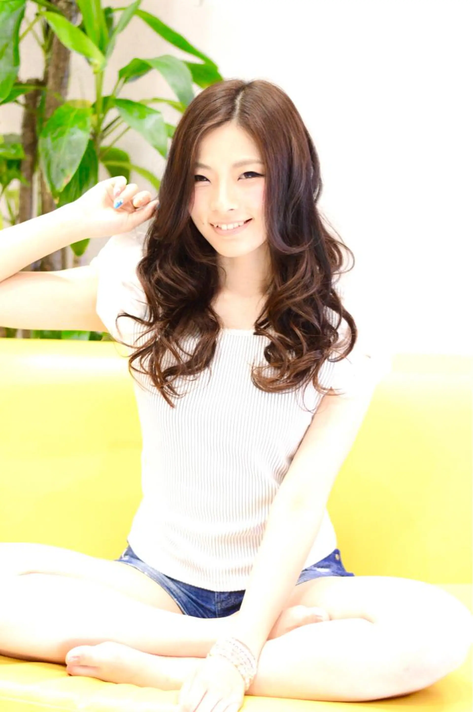 ロング カラー テラモト カズヨシのヘアスタイル