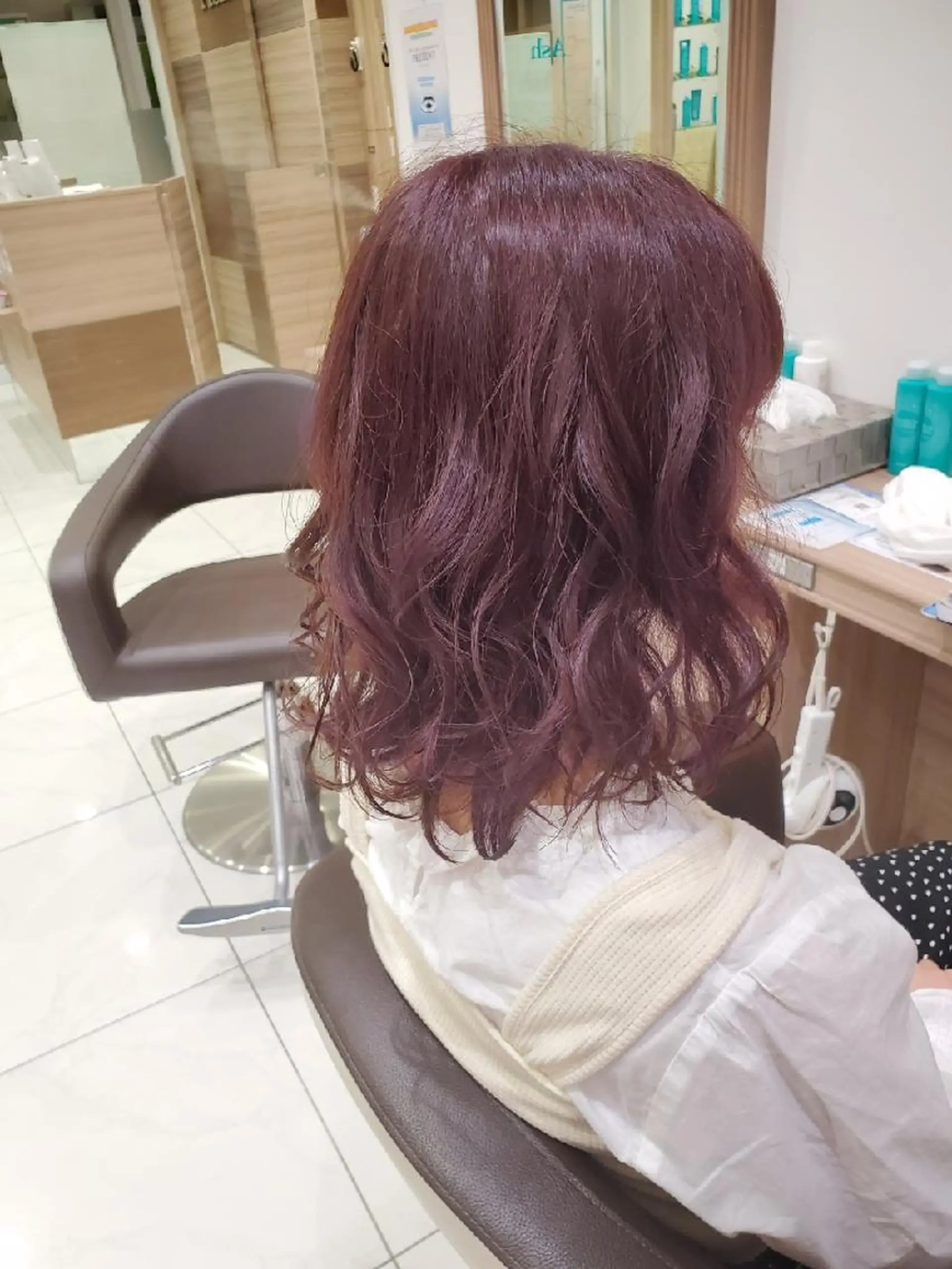 ミディアム カラー ベージュカラー イルミナカラー ラベンダーカラー ラベンダーベージュ 中村 和貴のヘアスタイル