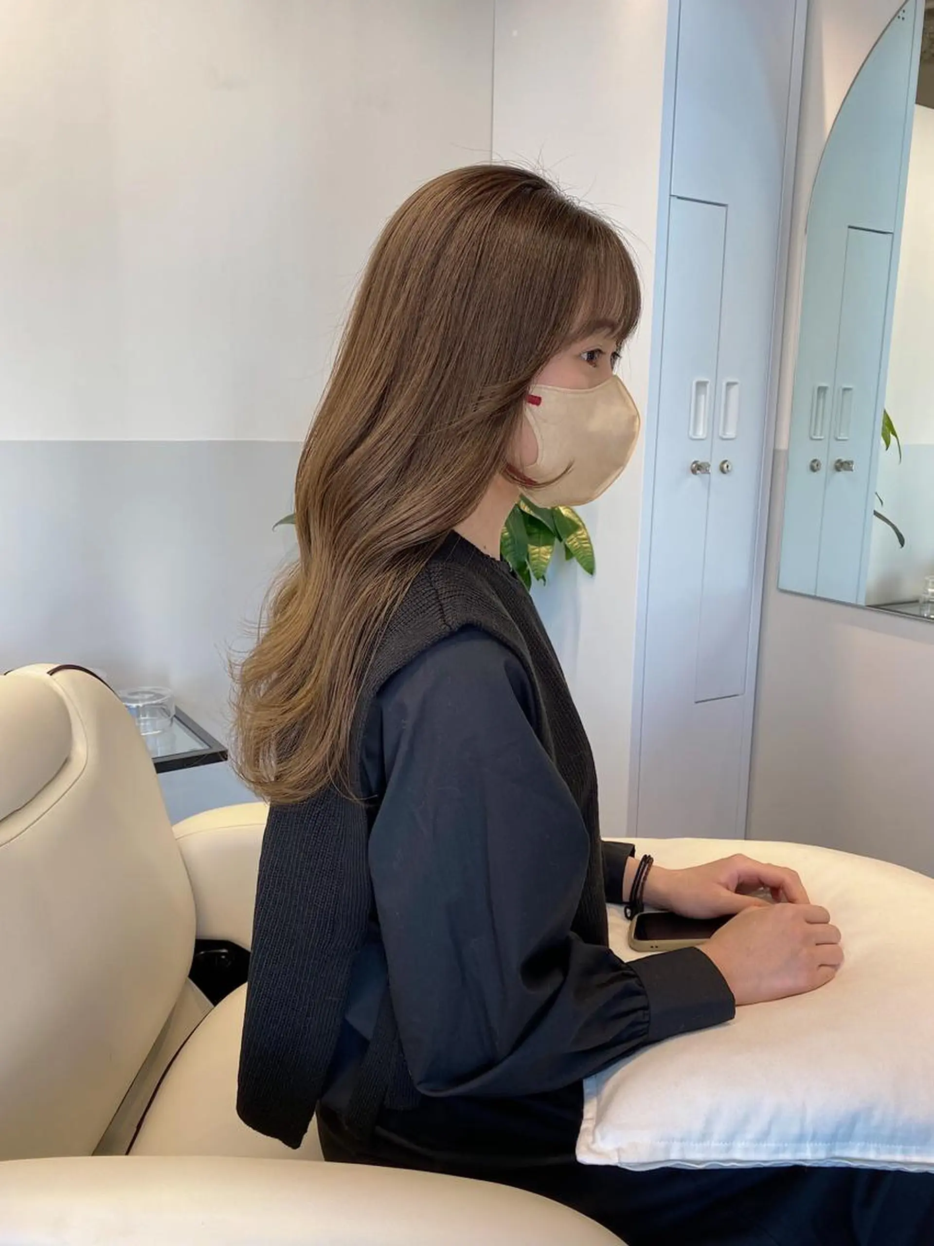 セミロング カラー ヘアアレンジ ベージュカラー ブリーチ ブリーチなしカラー オリーブベージュ ブリーチなしカラー/ 髪質改善/寺門束のヘアスタイル