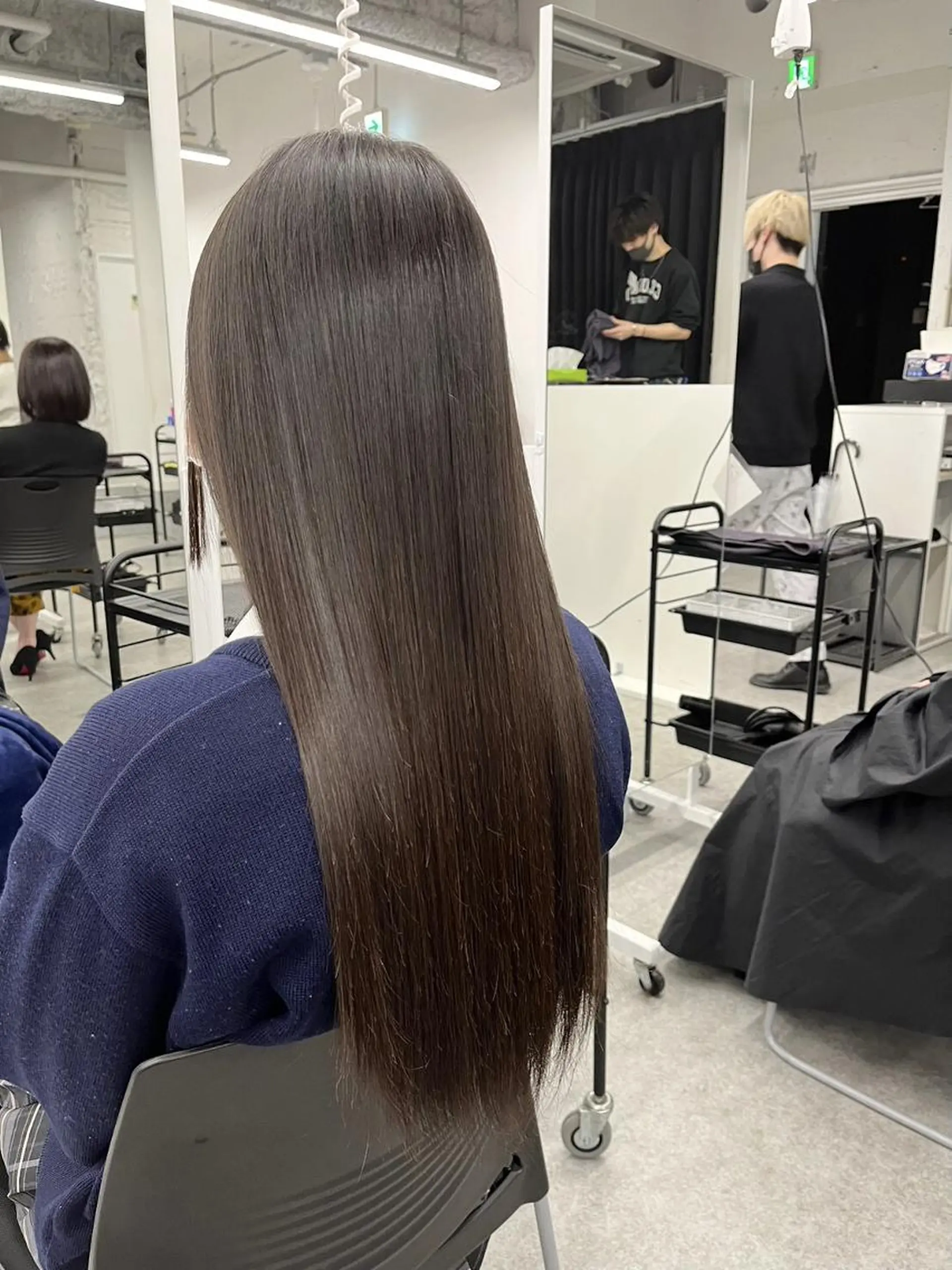 カラー 赤み消しベージュ🌿 トレンド美髪🌿福岡のヘアスタイル