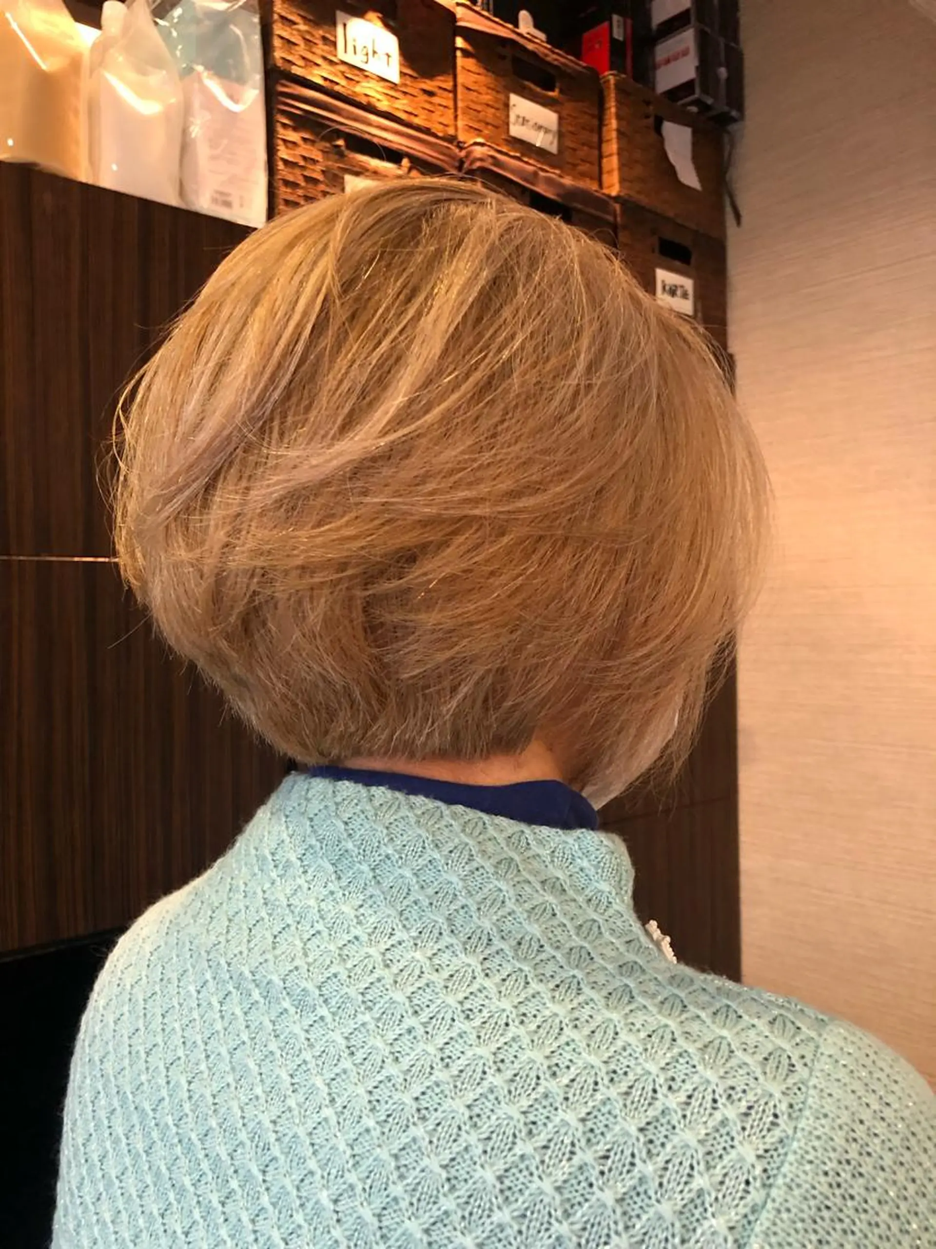 ミディアム カラー ベージュカラー ブリーチ カット ヘアカラー トリートメント 🌺✨小川 友佳✨🌺のヘアスタイル
