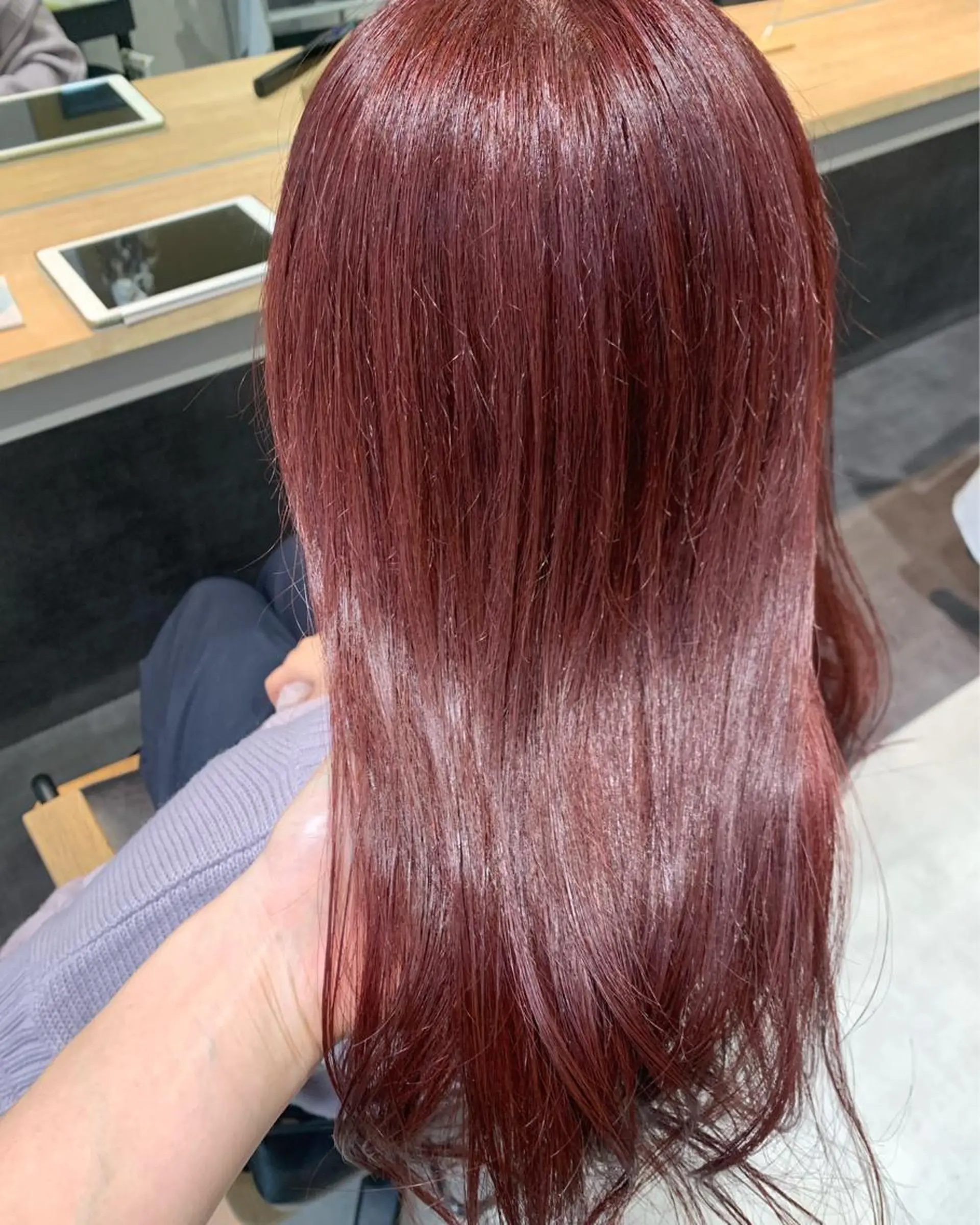 ロング カラー ブリーチ ヘアカラー トリートメント hub hair レイヤー/透明感のヘアスタイル