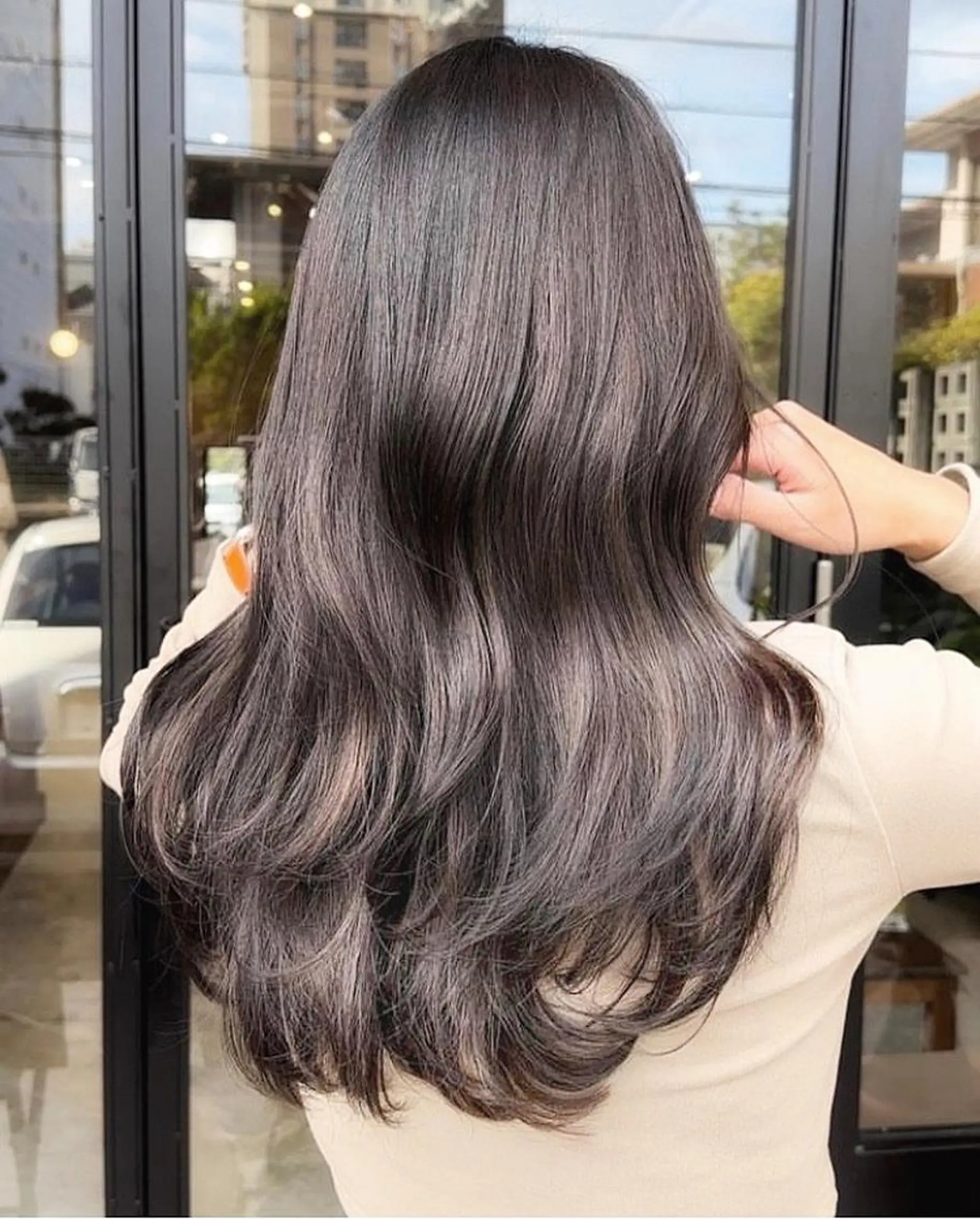 セミロング カット ヘアカラー トリートメント 🩵縮毛矯正・ボブ 岩原朋也🩵のヘアスタイル
