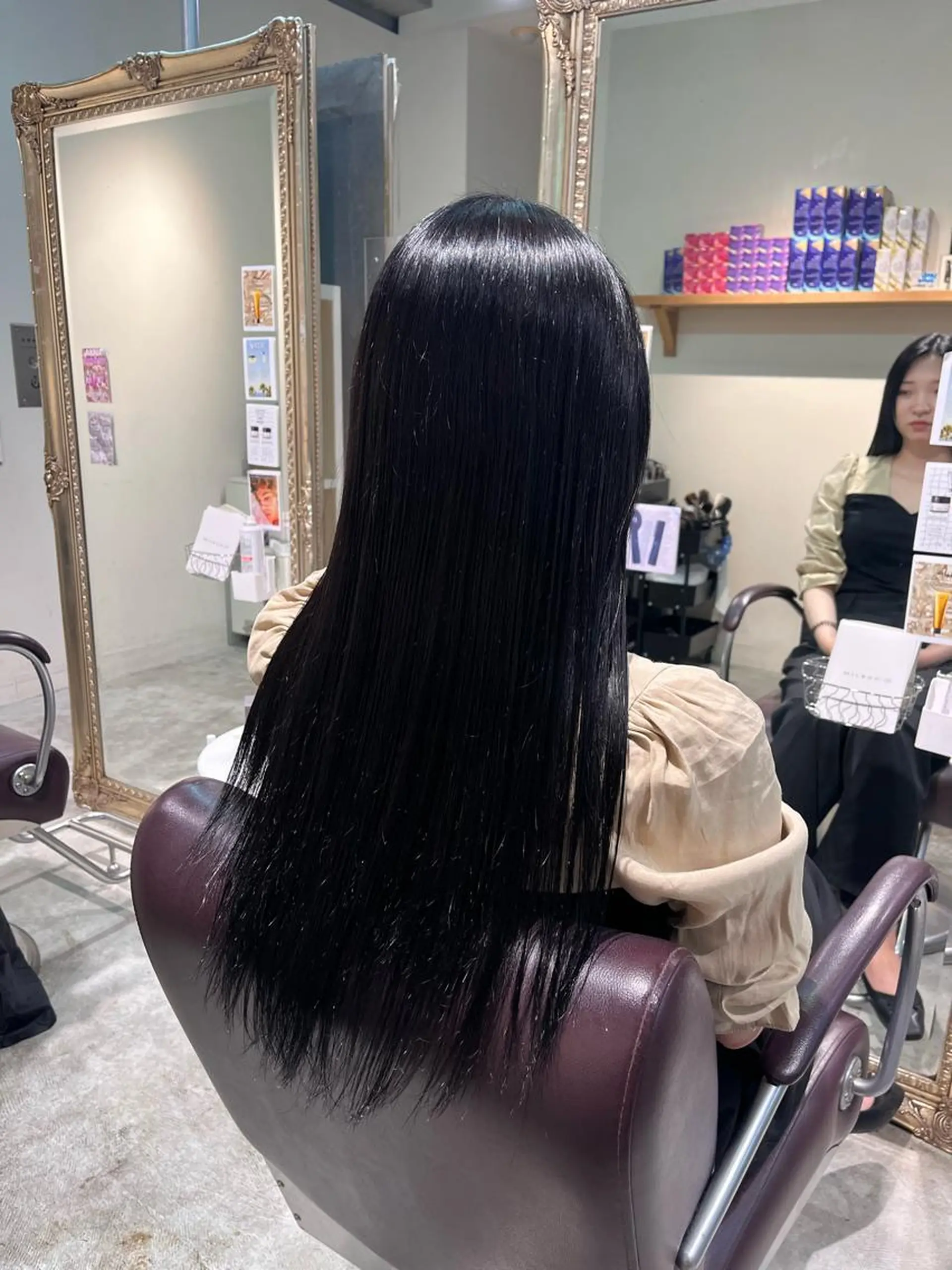 ロング カラー ベージュカラー 黒髪 ブリーチ ブルーカラー ブルーブラック 酸性ストレート 🤍🎀honokaのヘアスタイル