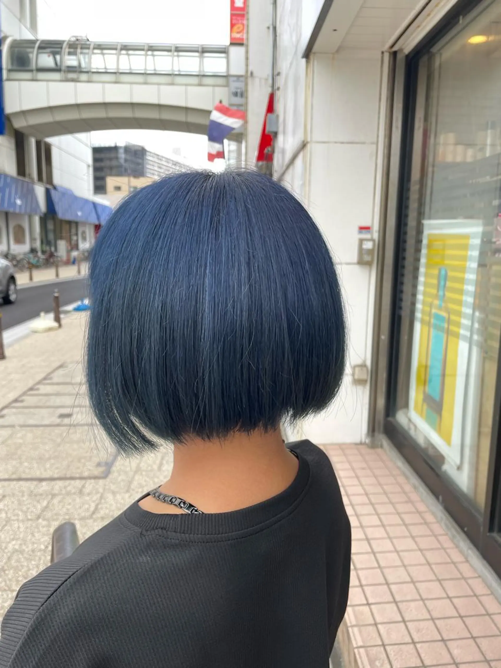 ショート カラー ブリーチ ブルーカラー カット ヘアカラー トリートメント LOG/所属・✨縮毛/ブリーチ✨ 出口 紗依のヘアスタイル