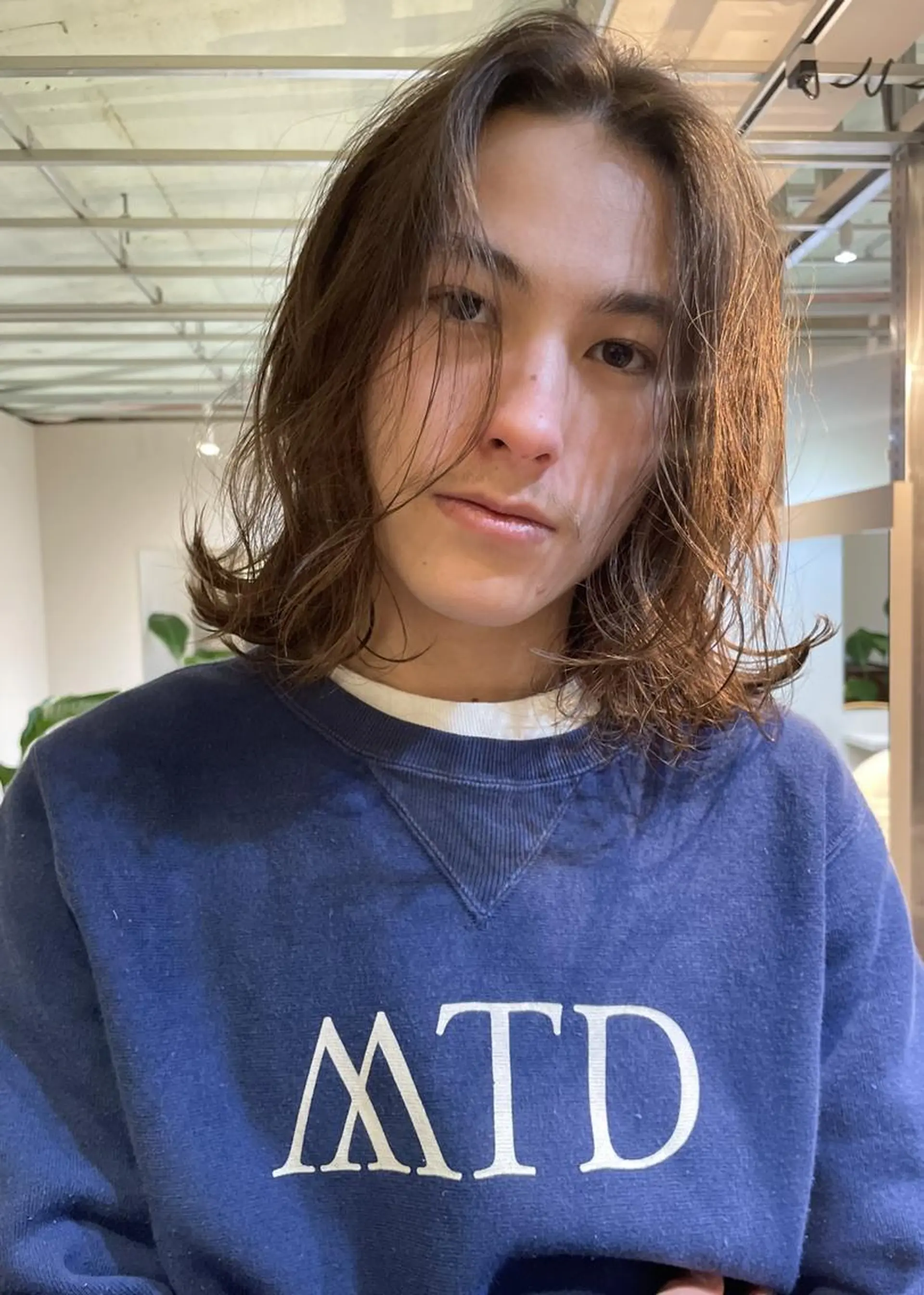 メンズ カラー ショート パーマ ショートボブ メンズブリーチ メンズハイライト メンズインナーカラー メンズ韓国風 CEINE+ officialのヘアスタイル