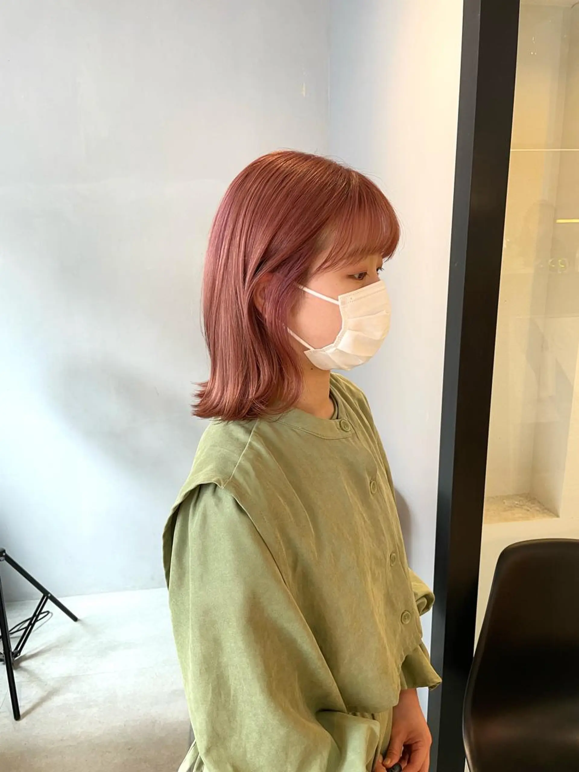 ショート カラー ヘアカラー ぱつっとボブ 古家 佑真のヘアスタイル