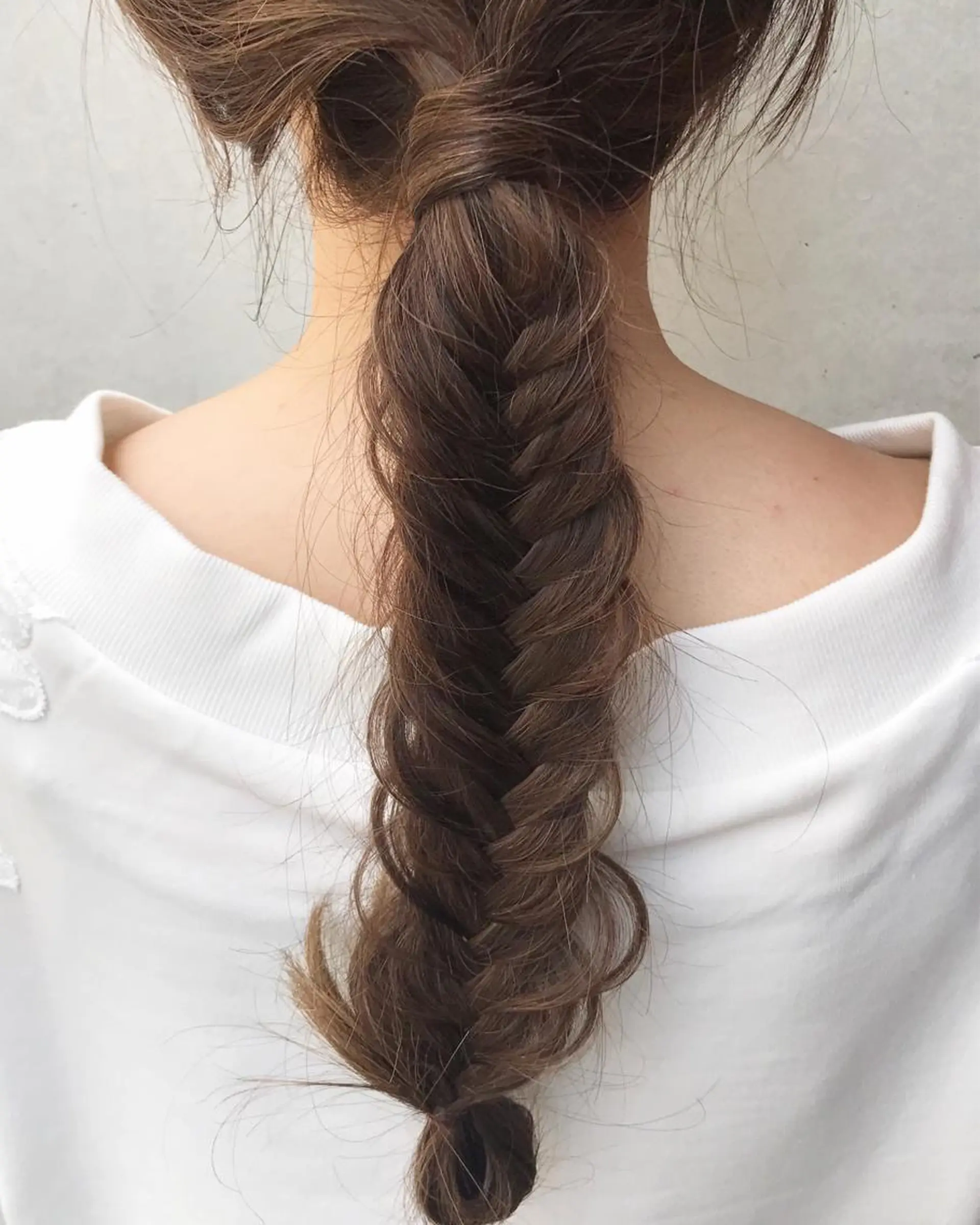 ロング カラー ヘアアレンジ ヘアセット Lien所属・marika  / ボブ・オリーブカラーのヘアスタイル
