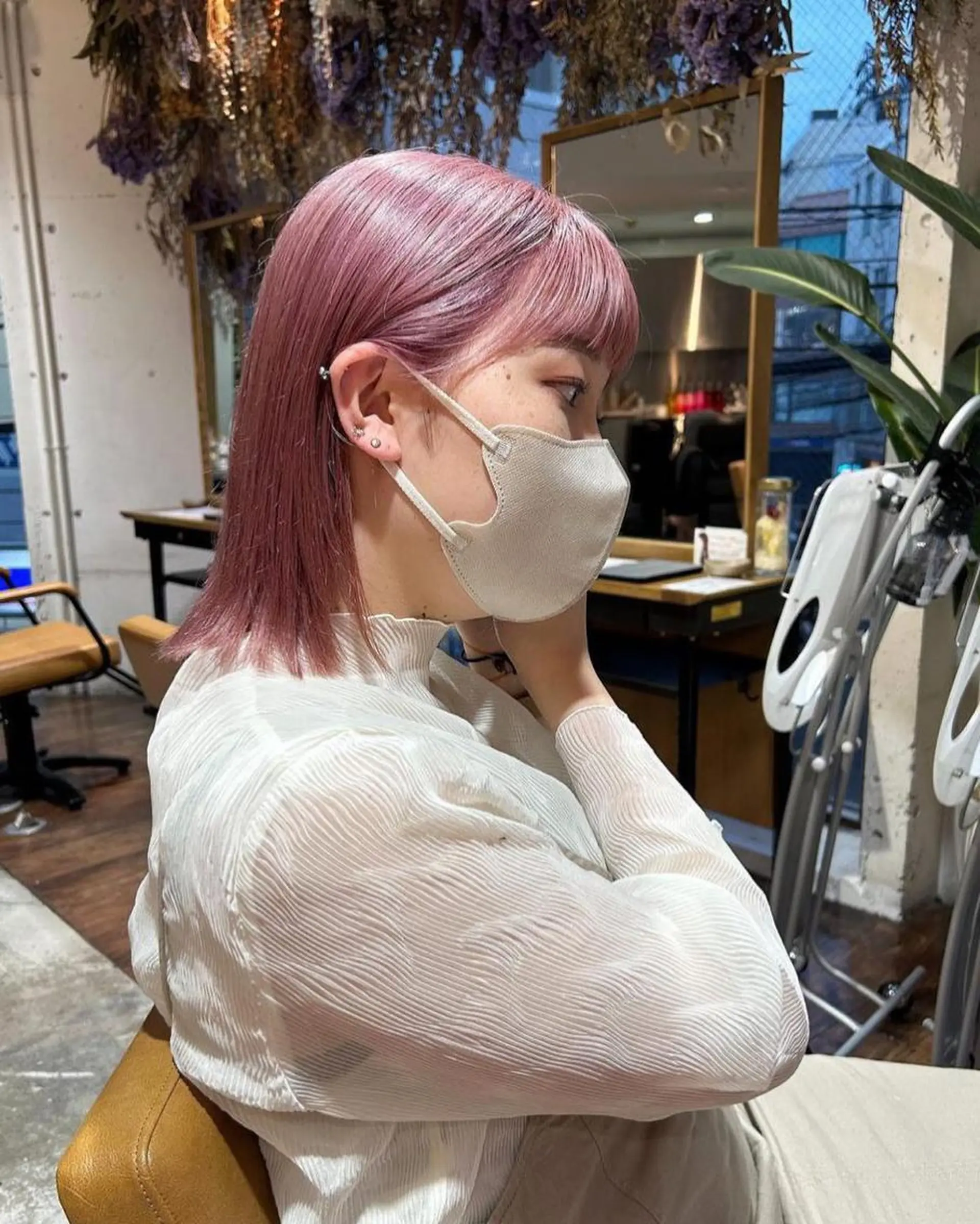 セミロング アヴァンスクロス あべのルシアス店のヘアスタイル