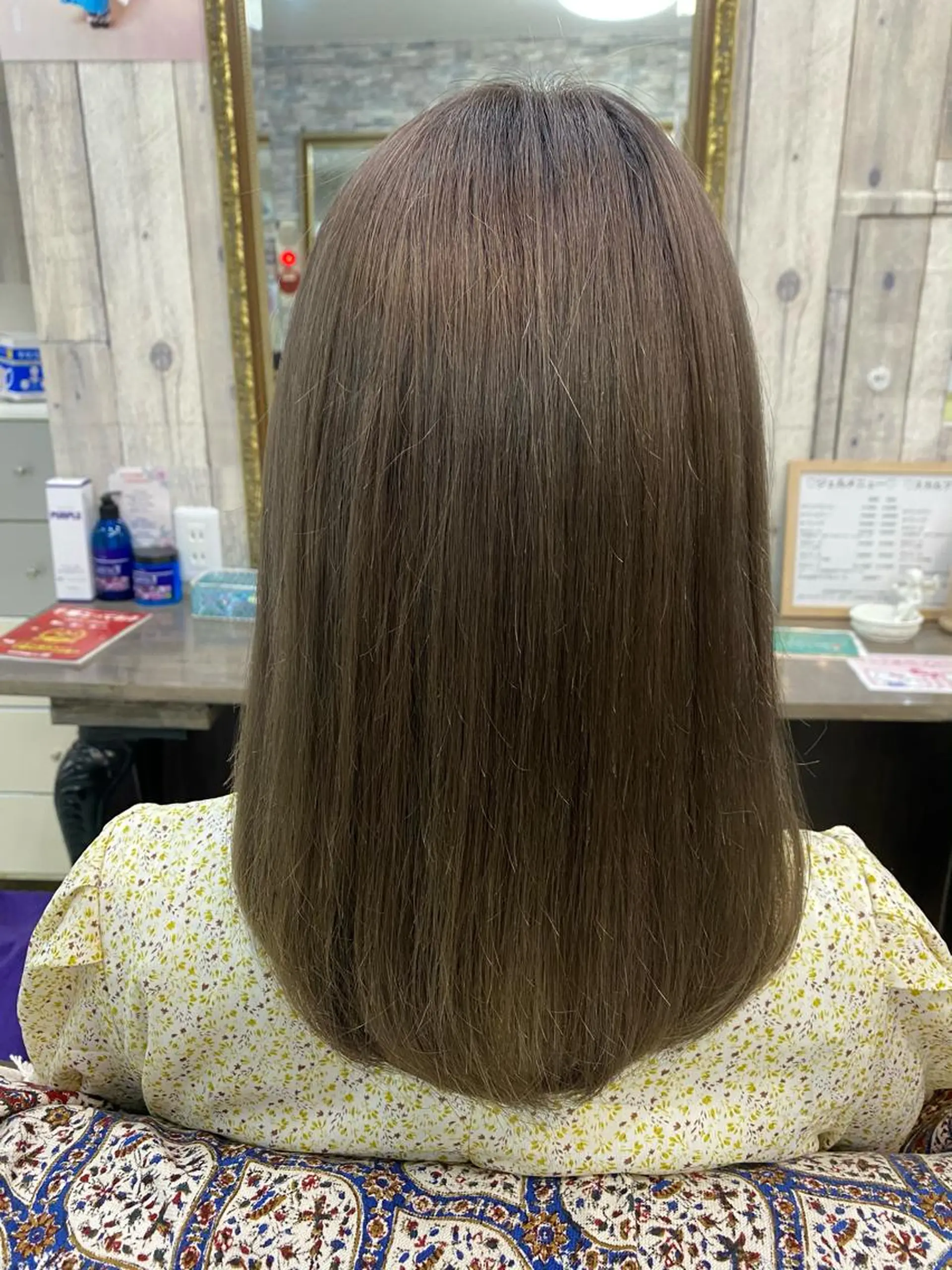 ミディアム カット ヘアカラー トリートメント 土屋朱理/ Doukeshiのヘアスタイル