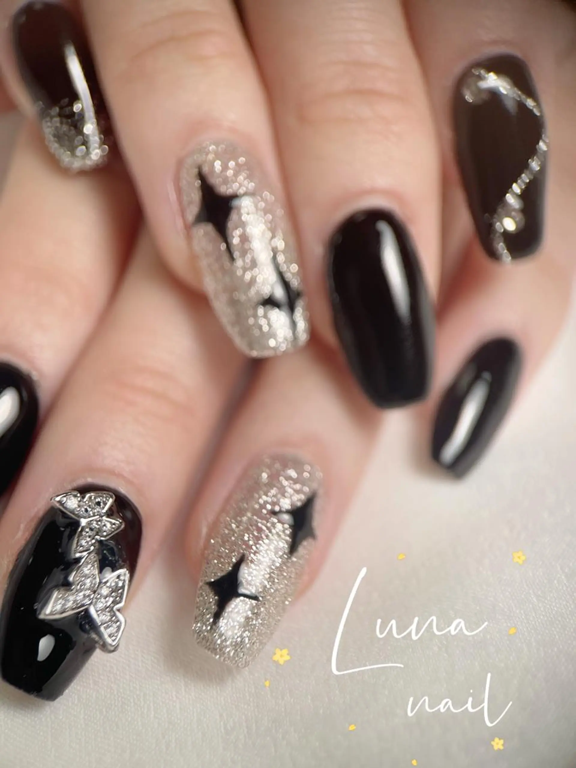 ネイル ハンドネイル luna nail ＆eyelashのネイルデザイン