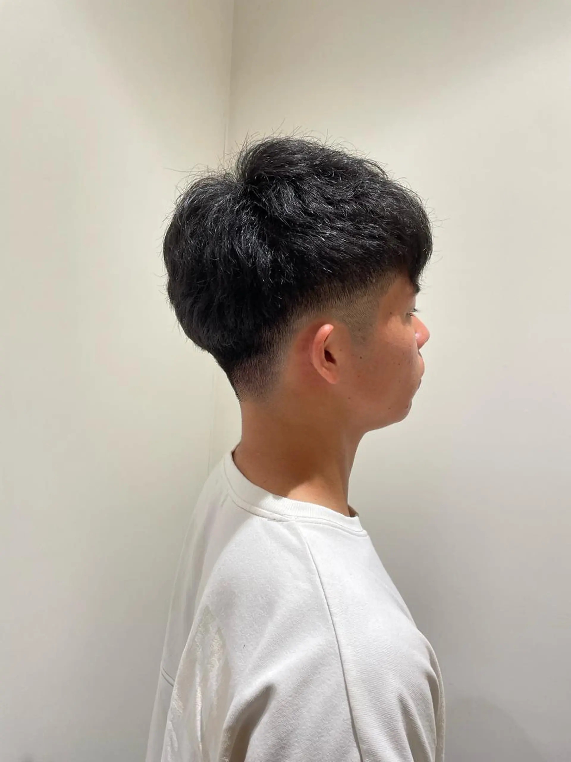 パーマ メンズ フェードカット カット パーマ トリートメント 加藤 未歩のヘアスタイル