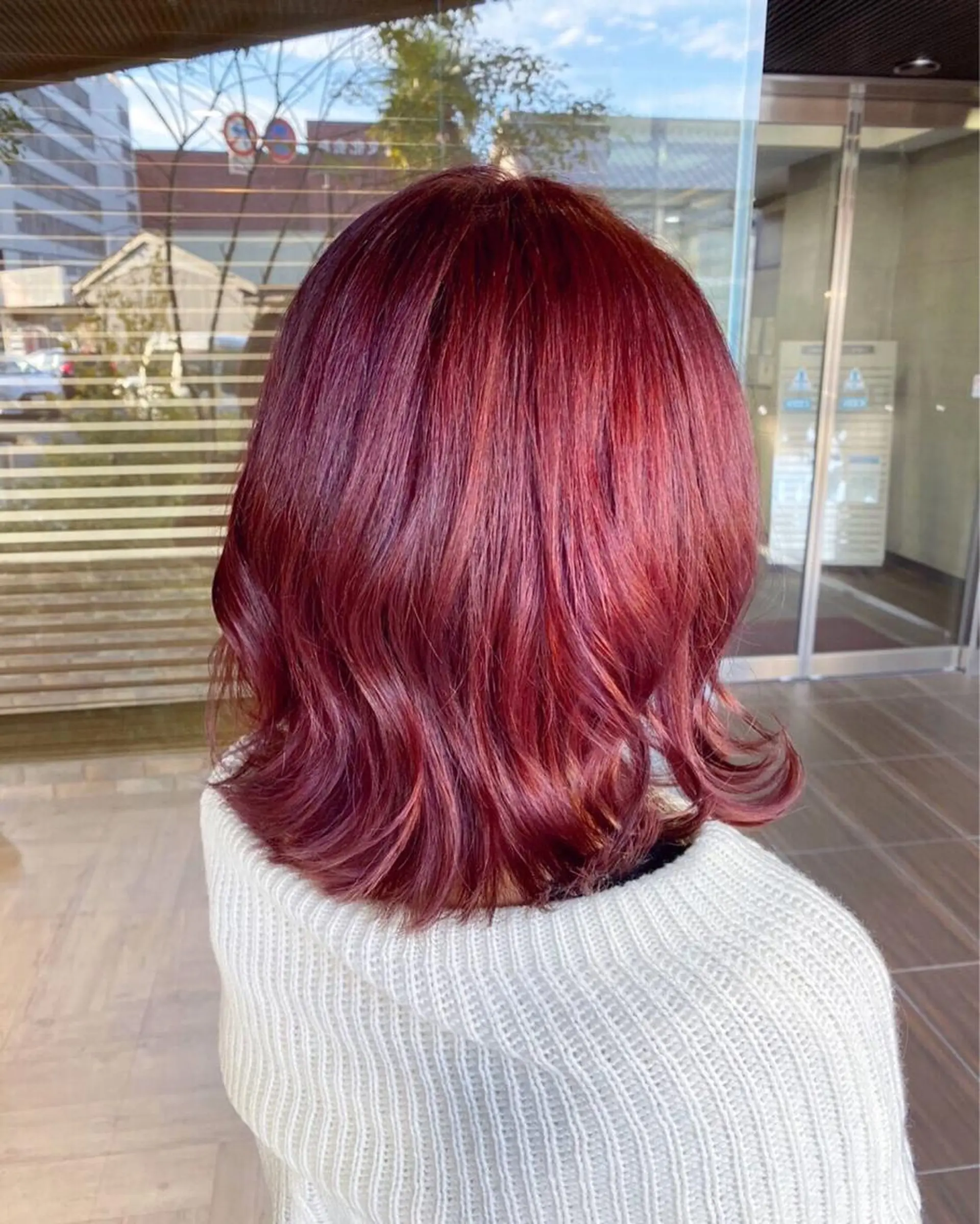 ミディアム カラー ピンクカラー レッドカラー バイオレットカラー ✨レイヤーお任せ✨ 林有里子のヘアスタイル