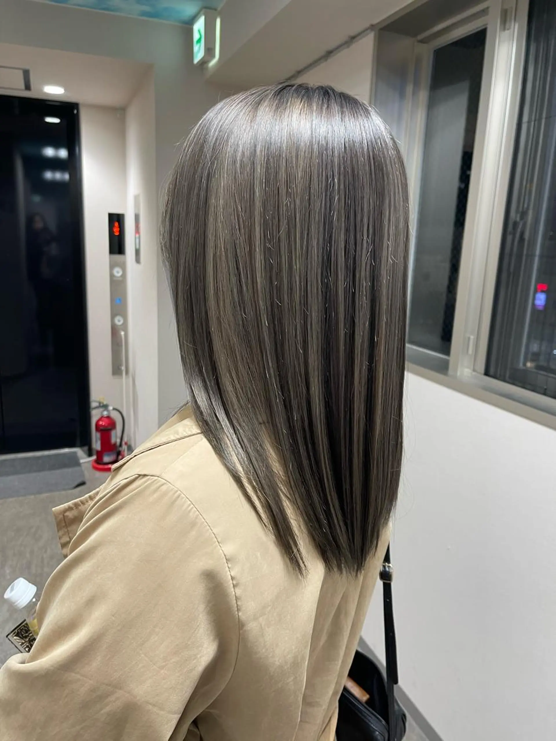 ミディアム カラー ブリーチ トリートメント ヘアカラー 松井那津子 /ハイライトブリーチのヘアスタイル