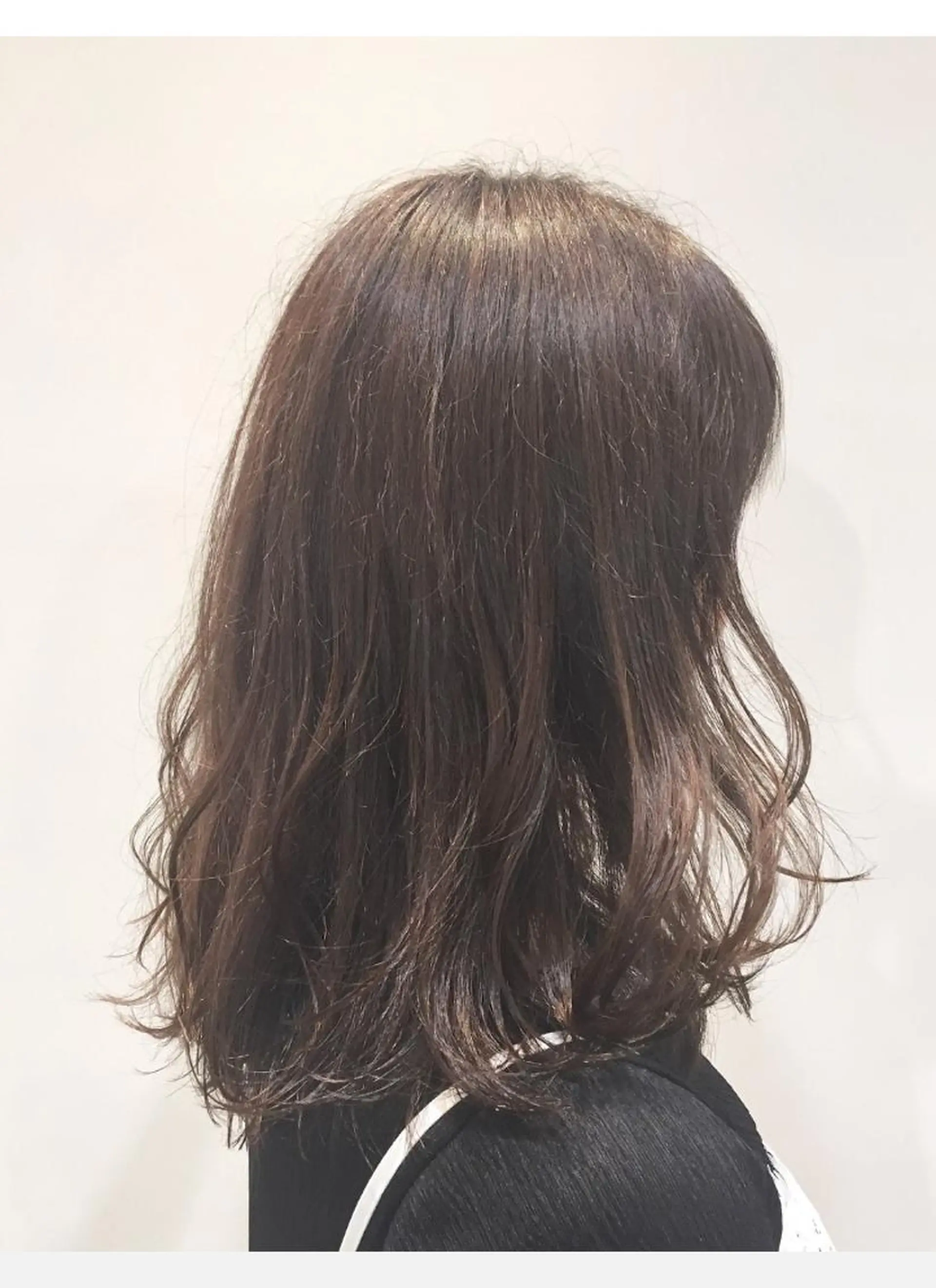 ミディアム カラー ベージュカラー 透明感・艶カラー/ 坂田友梨奈のヘアスタイル