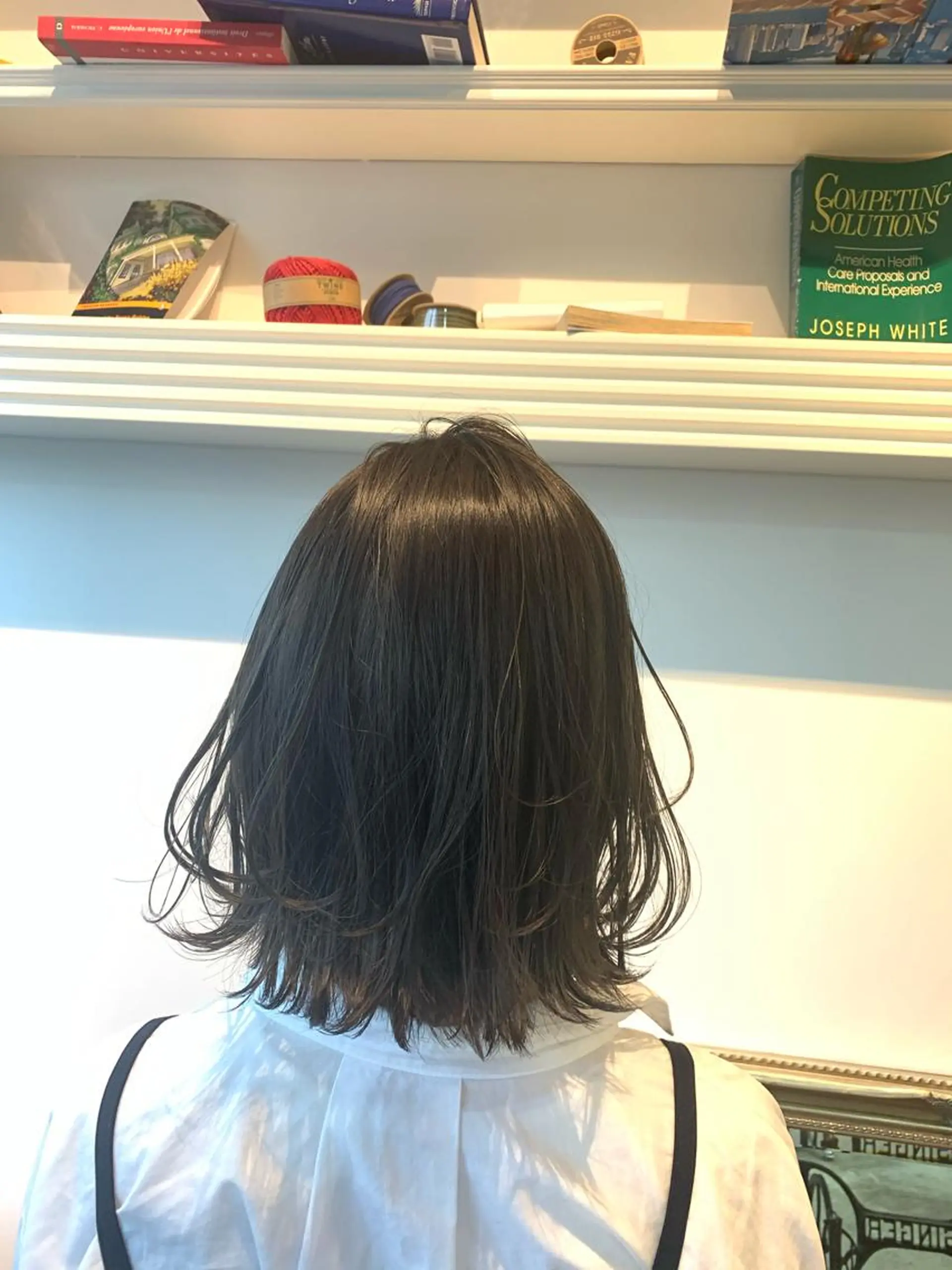 ミディアム アッシュ カット ヘアカラー トリートメント ヘッドスパ ヘアセット 山口 竣也のヘアスタイル