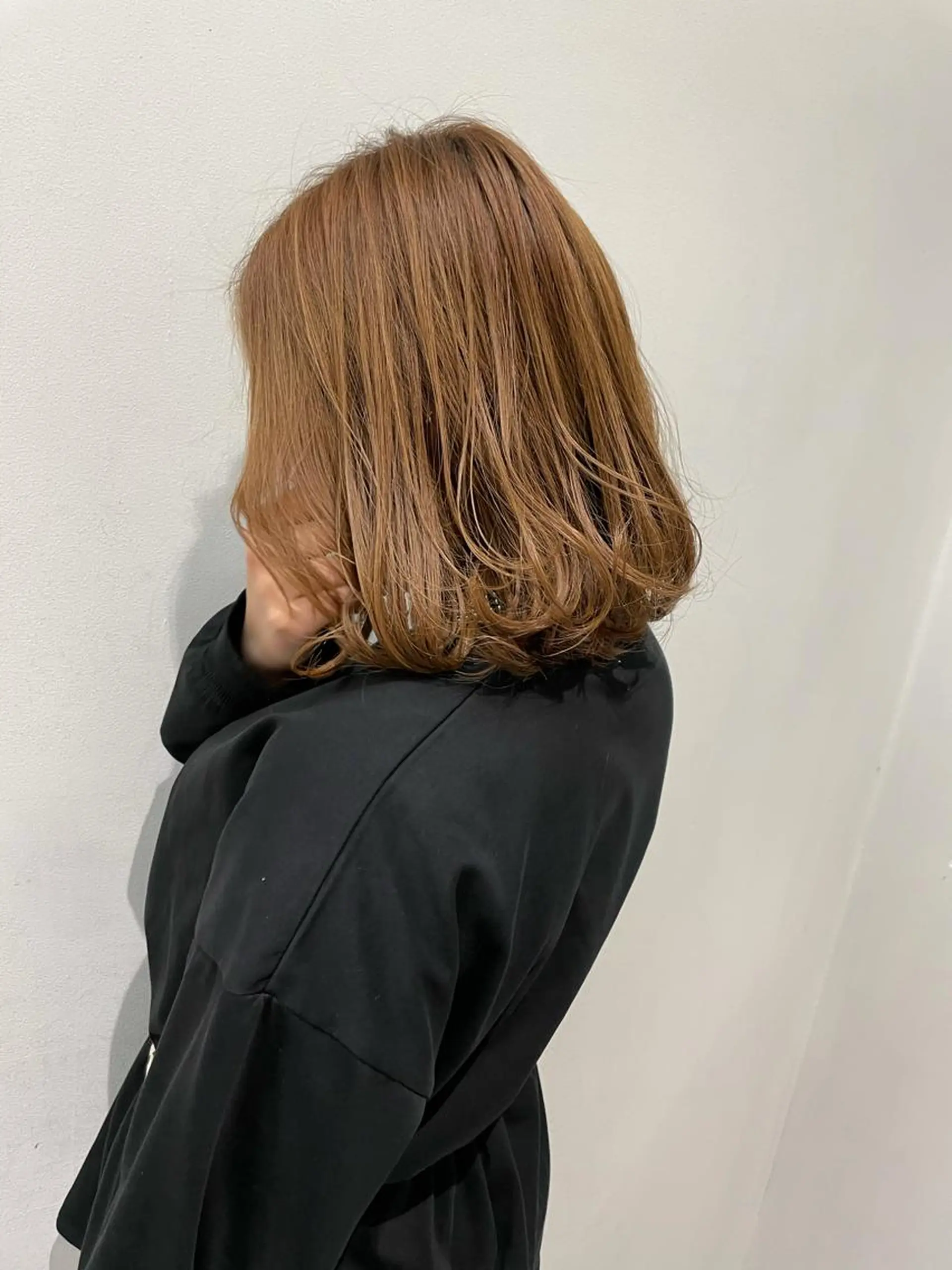 ミディアム カラー 岩戸 新のヘアスタイル