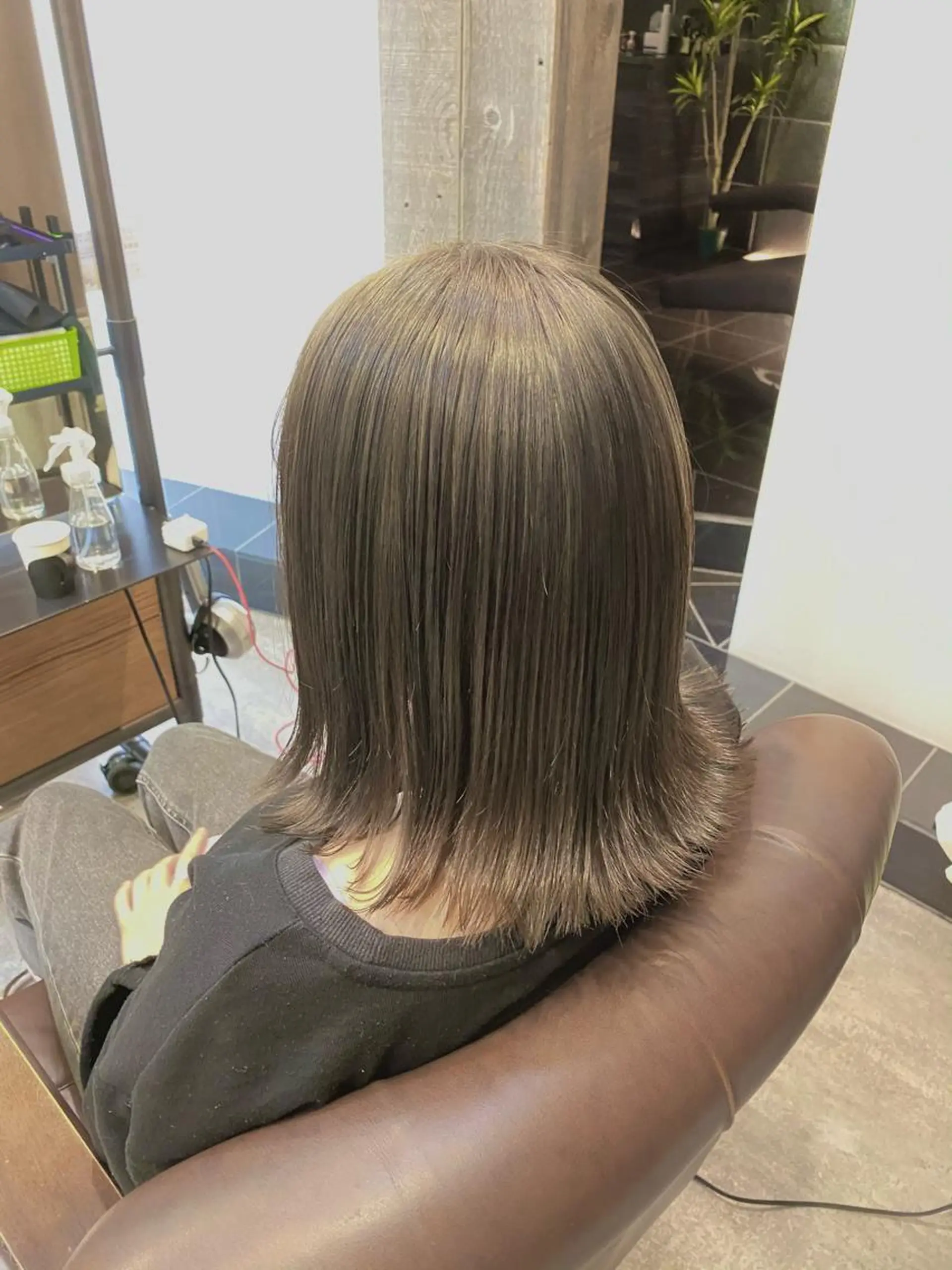 セミロング カラー 🟢NEGi🟣 🫧髪質改善のヘアスタイル