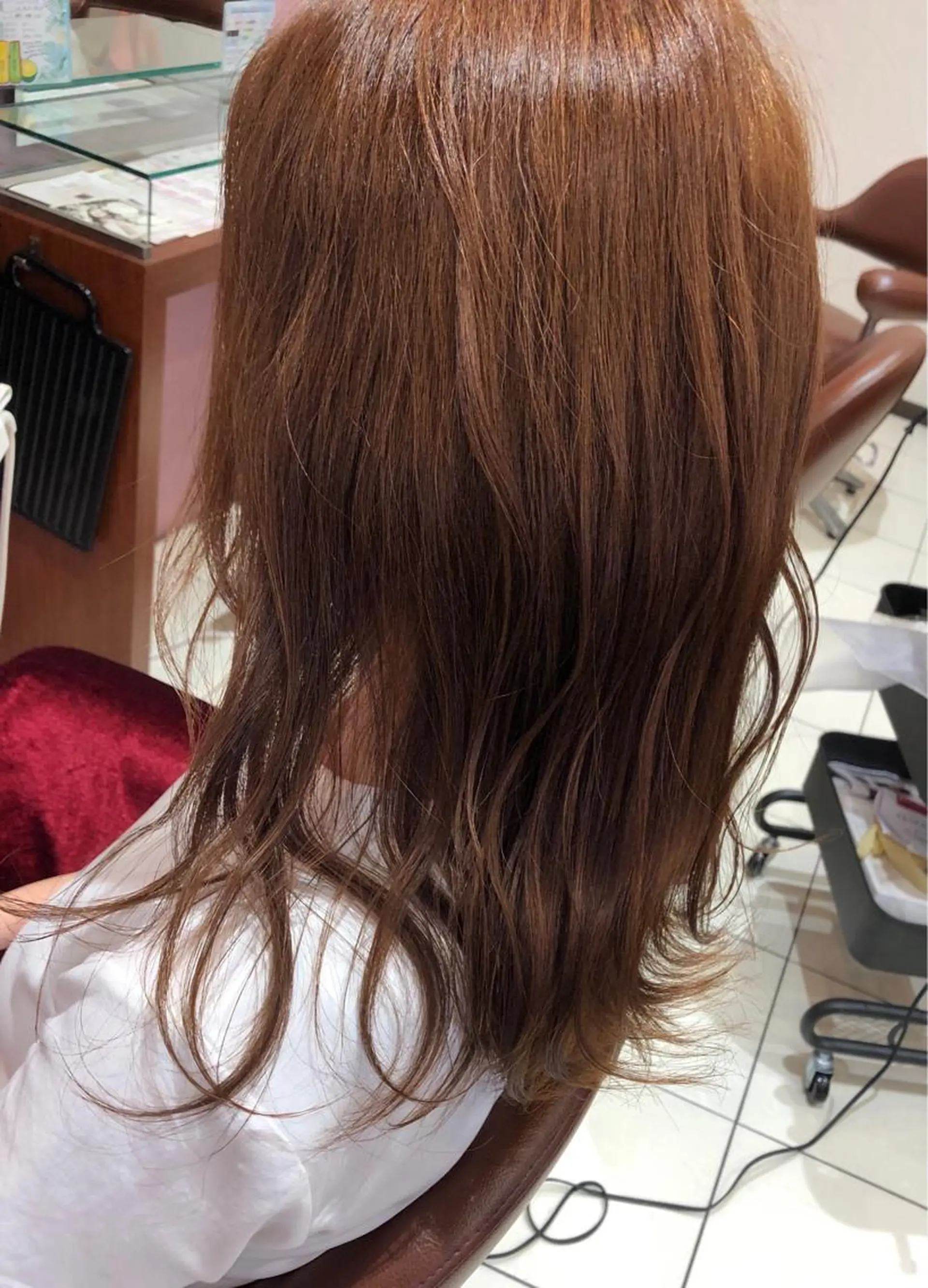 セミロング カラー ブリーチ ブリーチなしカラー 大阪長居🌱野見山 卓也のヘアスタイル