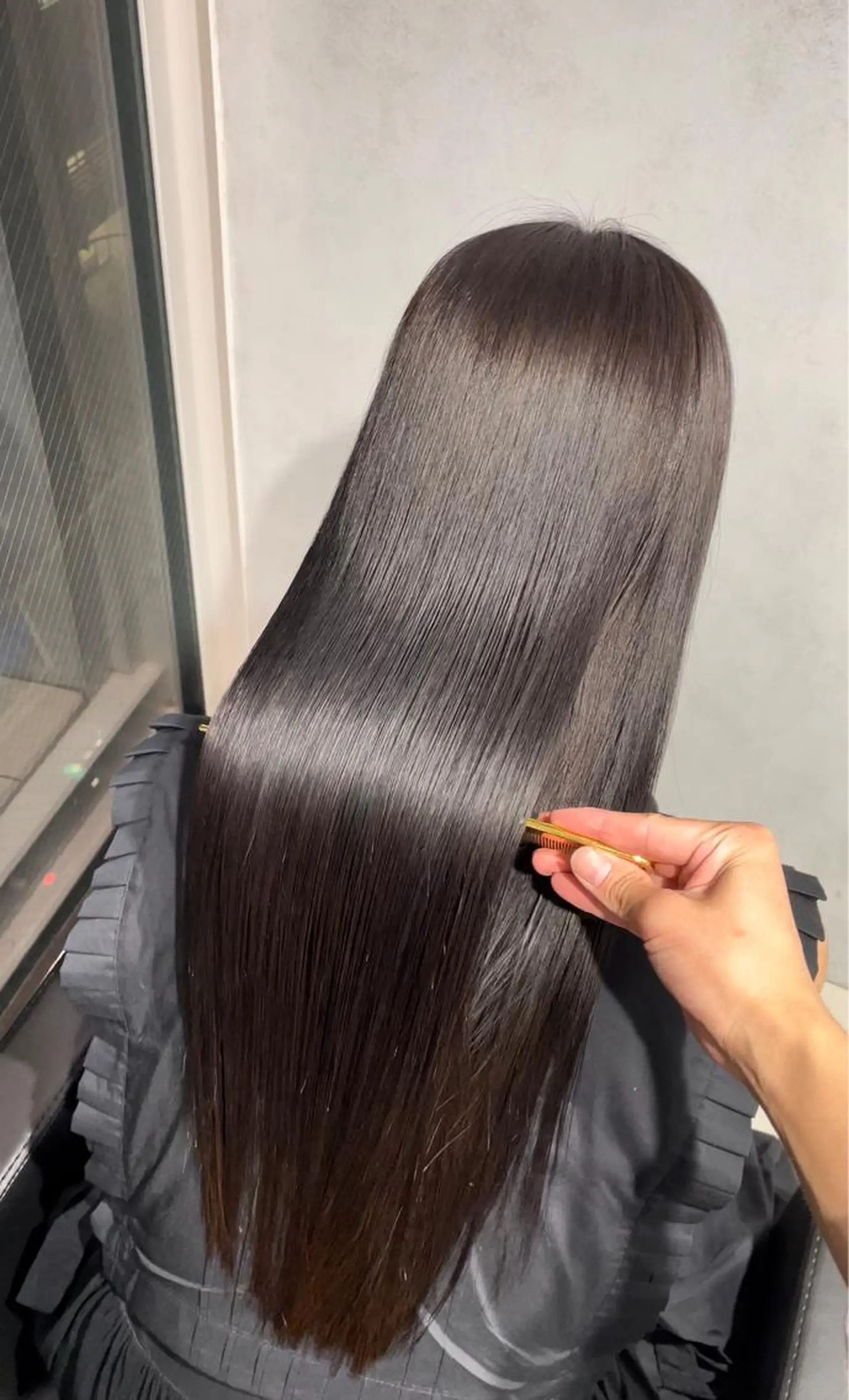 ロング カット 縮毛矯正 トリートメント ヘッドスパ ✨髪質改善✨美髪 矯正🫧小泉のヘアスタイル